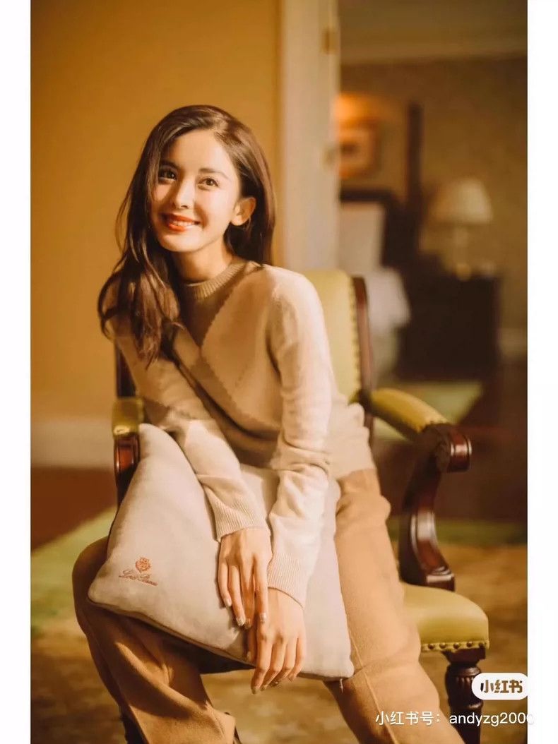 Loro Piana LORO PIANA A sheepskin sweater with a round collar and dia Size XS / US 0-2 / IT 36-38 - 8 Thumbnail