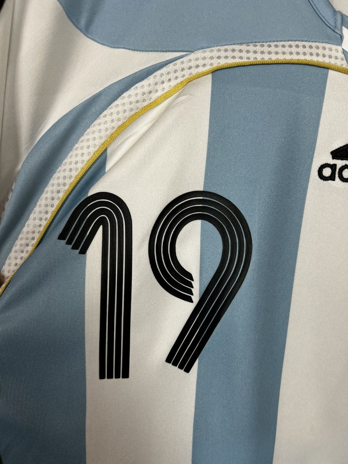 Adidas Soccer Jersey Argentina 2006/06 Lionel Messi #19 Size US L / EU 52-54 / 3 - 4 Thumbnail
