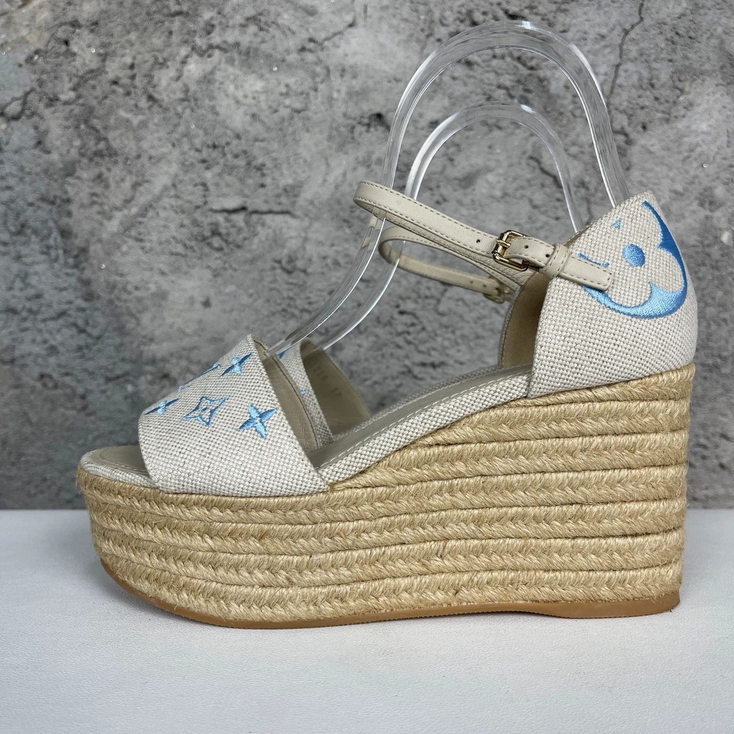 Louis Vuitton LV Women's 99% New Wedge Sandals Size 37 Size US 6.5 / IT 36.5 - 3 Thumbnail