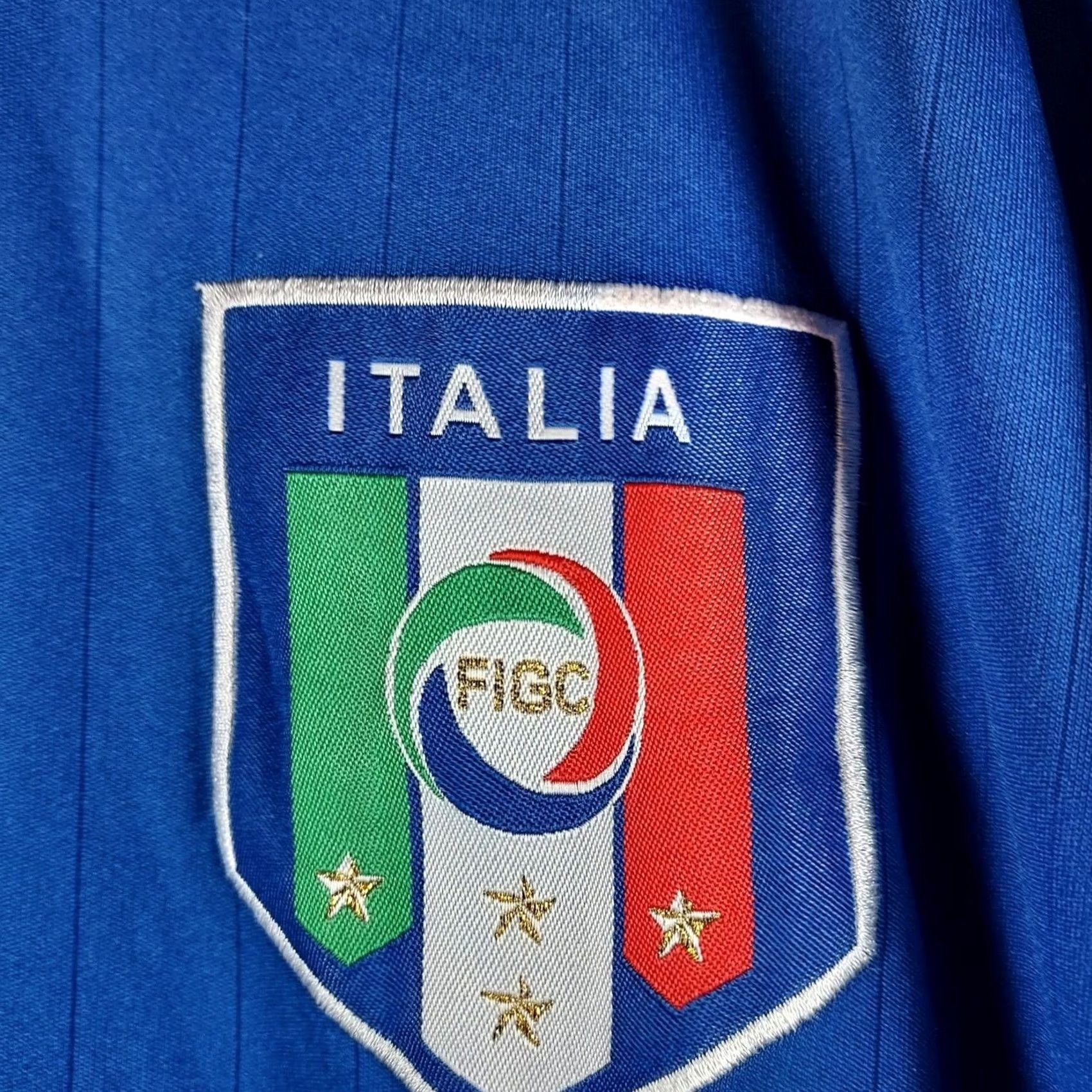Vintage VINTAGE Italy 2010 FIFA World Cup Soccer Jersey Airness Men’s M Blue Gold Short Sleeve V-Neck Shirt Jerseys Mens Size US M / EU 48-50 / 2 - 2 Thumbnail