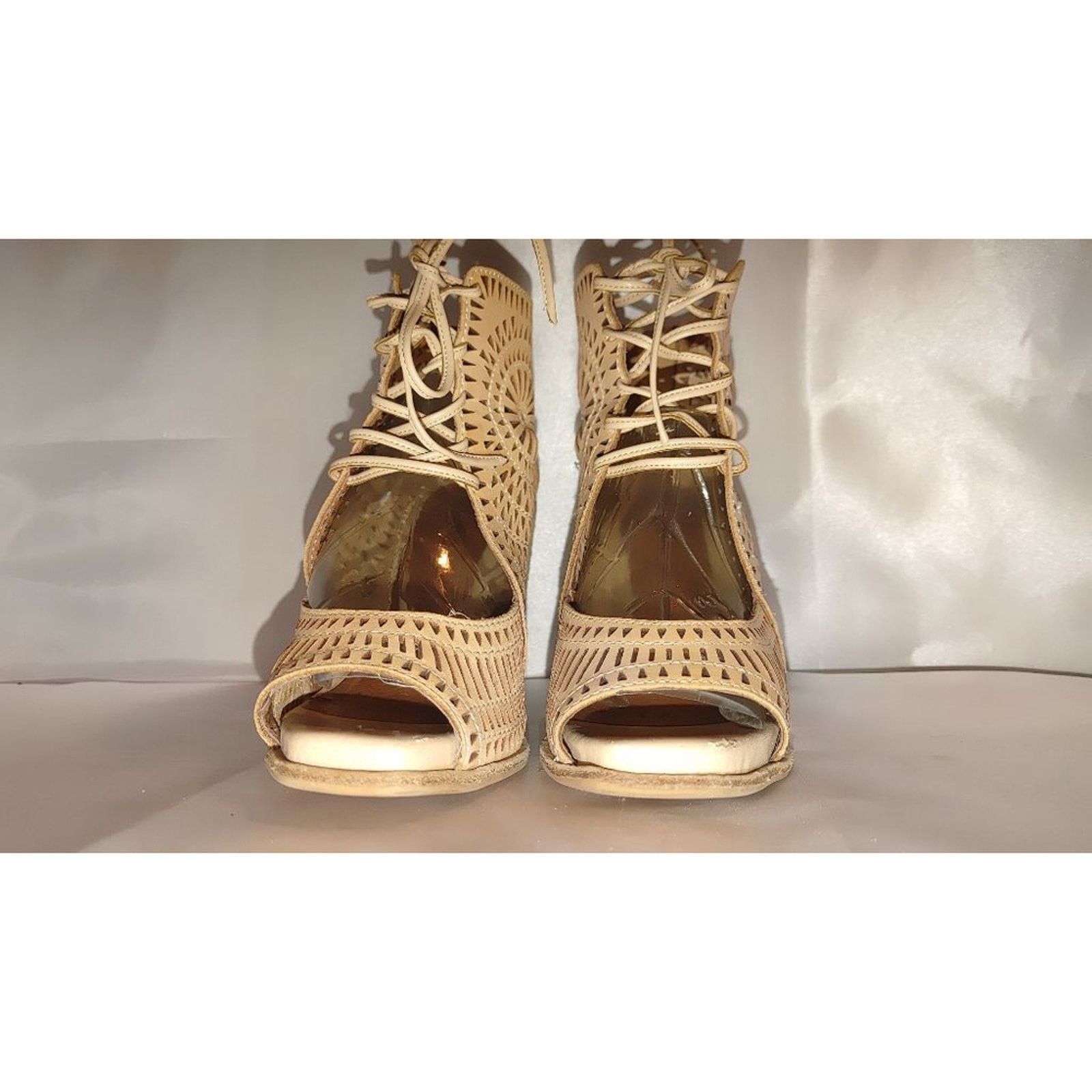 Jeffrey Campbell Jeffrey Campbell Rodillo Laser-Cut Leather Wedge Size 8 Size US 8 / IT 38 - 4 Thumbnail