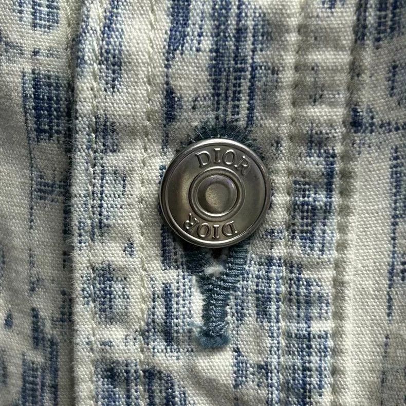 The latest blue denim full-print pattern logo shirt jacket