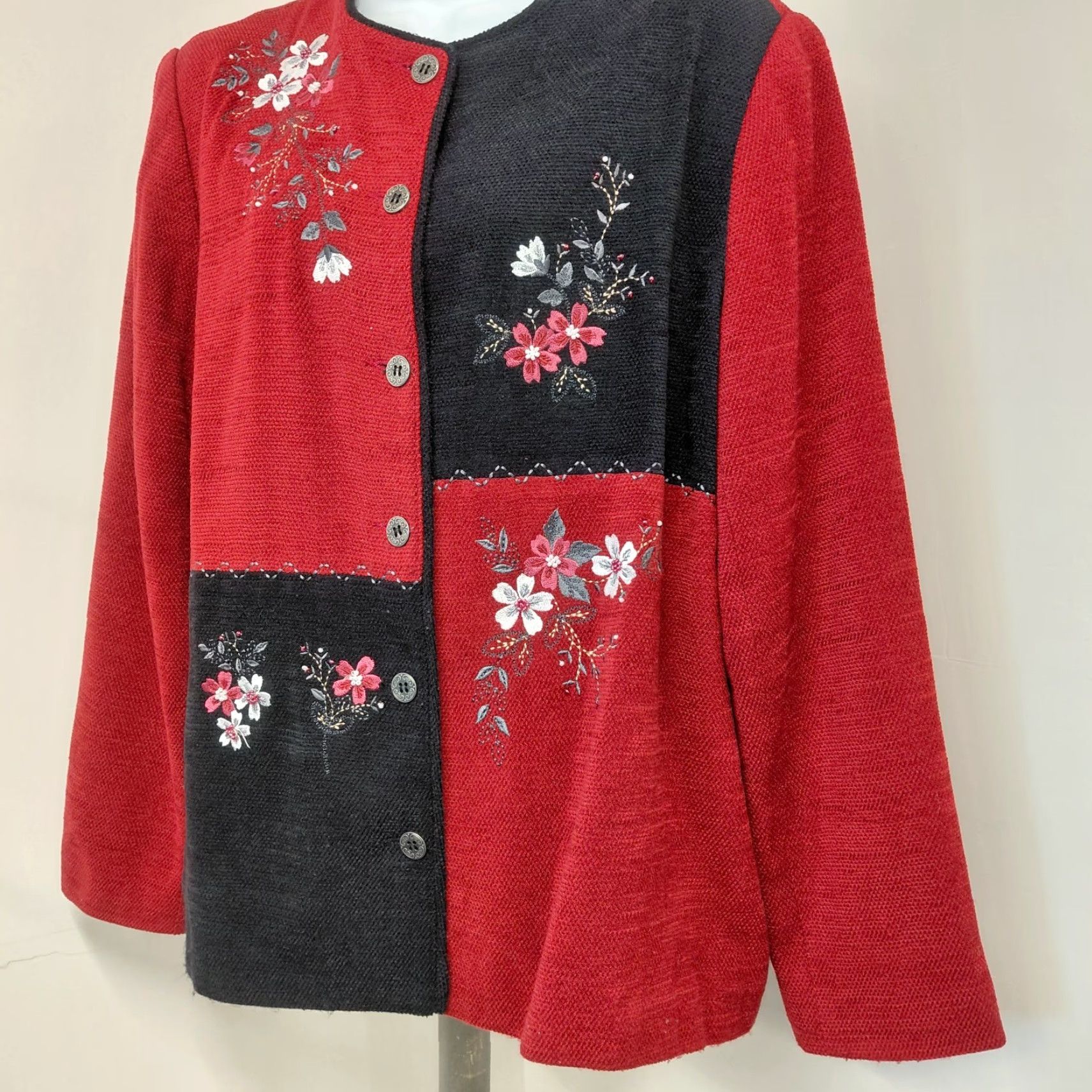 Vintage VINTAGE Alfred Dunner Jacket Womens 16 Red Beaded Embroidered Floral Button Blazer Jacket Coat Blazer Size XXL / US 16-18 / IT 52-54 - 3 Thumbnail