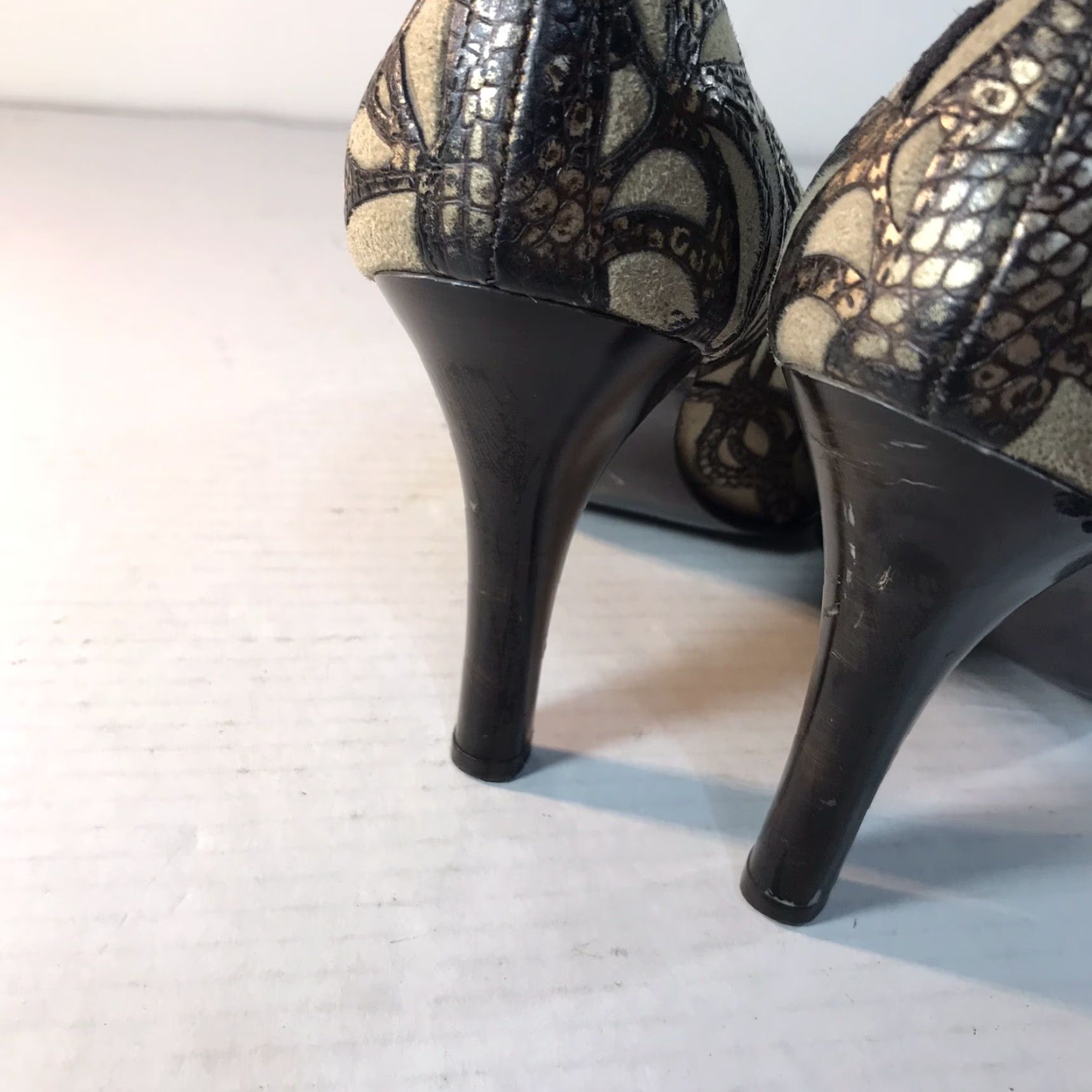 Carlos Santos Carlos Santana Heels Beige Suede/Brown Leather Open Toe Pump Womens Size 8.5M Ultra High 4in Bohemian Size US 9 / IT 39 - 5 Thumbnail
