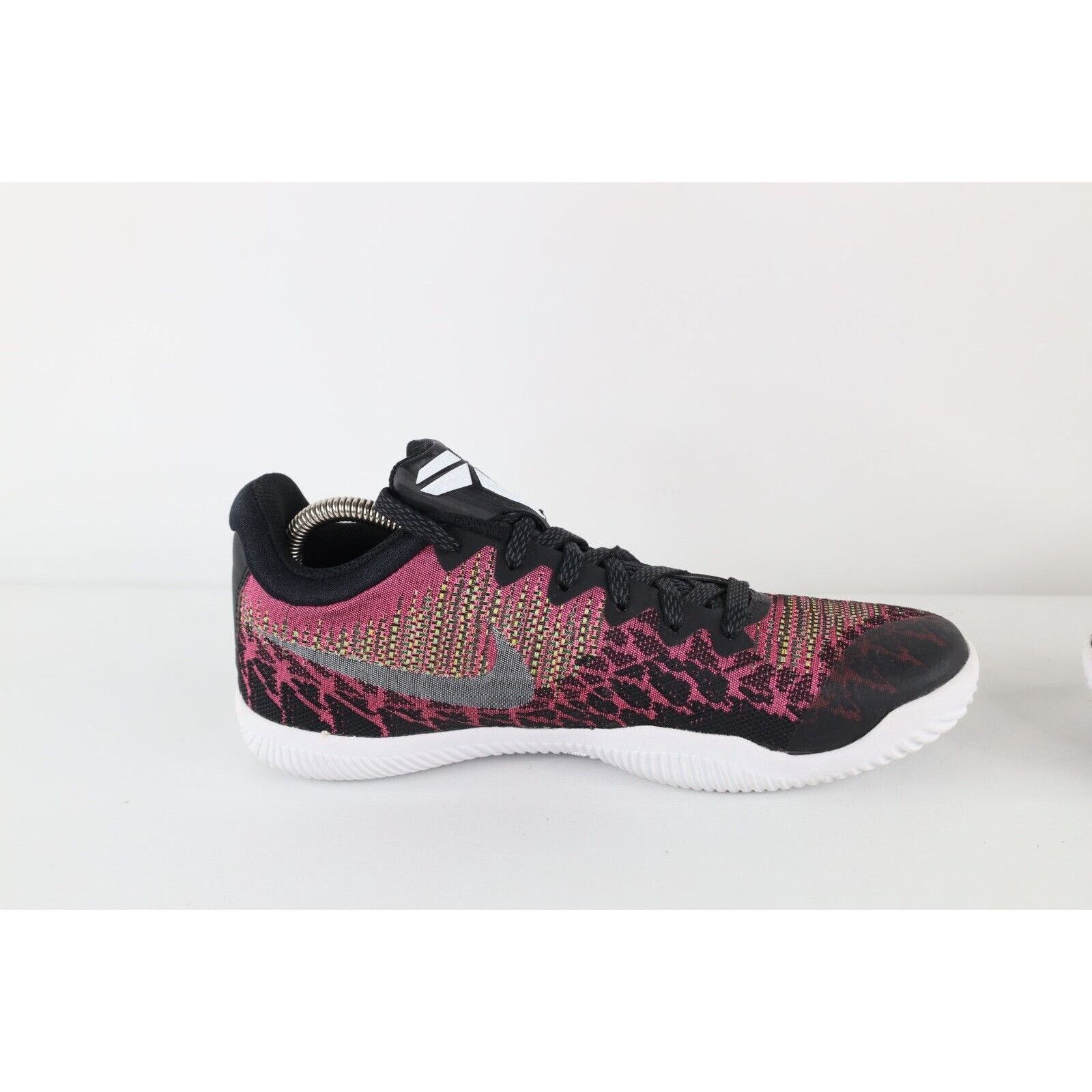 Nike Kobe Mentality Mamba Rage Pink Blast Basketball Shoes