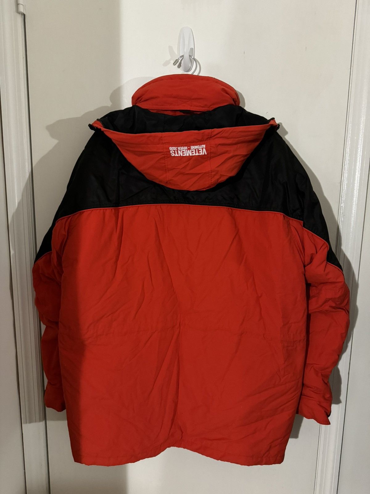 Vetements Vetements 19 AW Incognito Parka *WITH LINER* Size US S / EU 44-46 / 1 - 4 Thumbnail