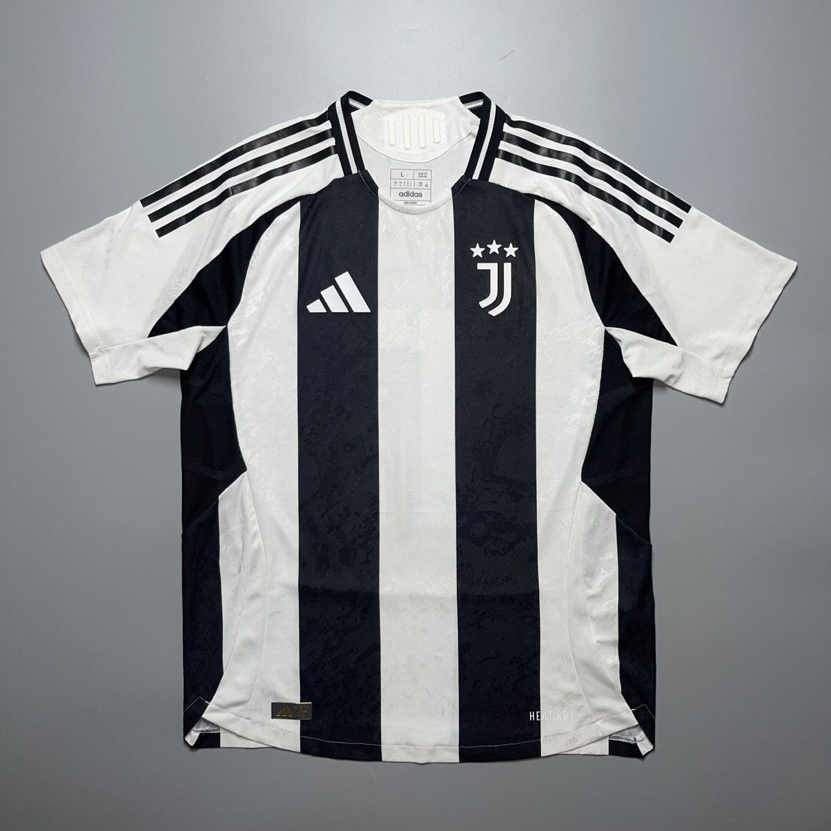 Adidas JUVENTUS ADIDAS 2024/2025 FOOTBALL HOME JERSEY #11 GONZALEZ Size US L / EU 52-54 / 3 - 2 Thumbnail