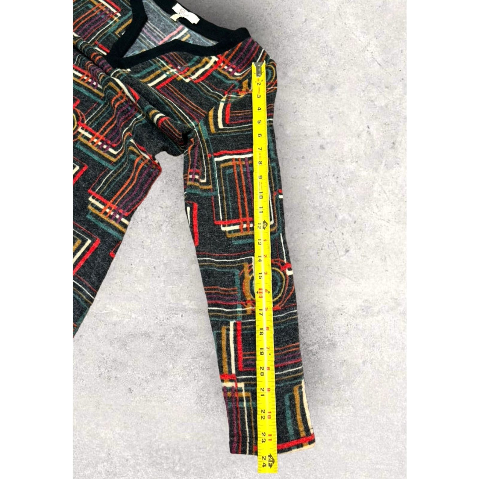 Anthropologie Aryeh Anthropologie Women's Long Sleeve Knit Shift Dress L Multi-Color Geometric Stretch V-Neck Pullover Knee-Length Size L / US 10 / IT 46 - 7 Thumbnail