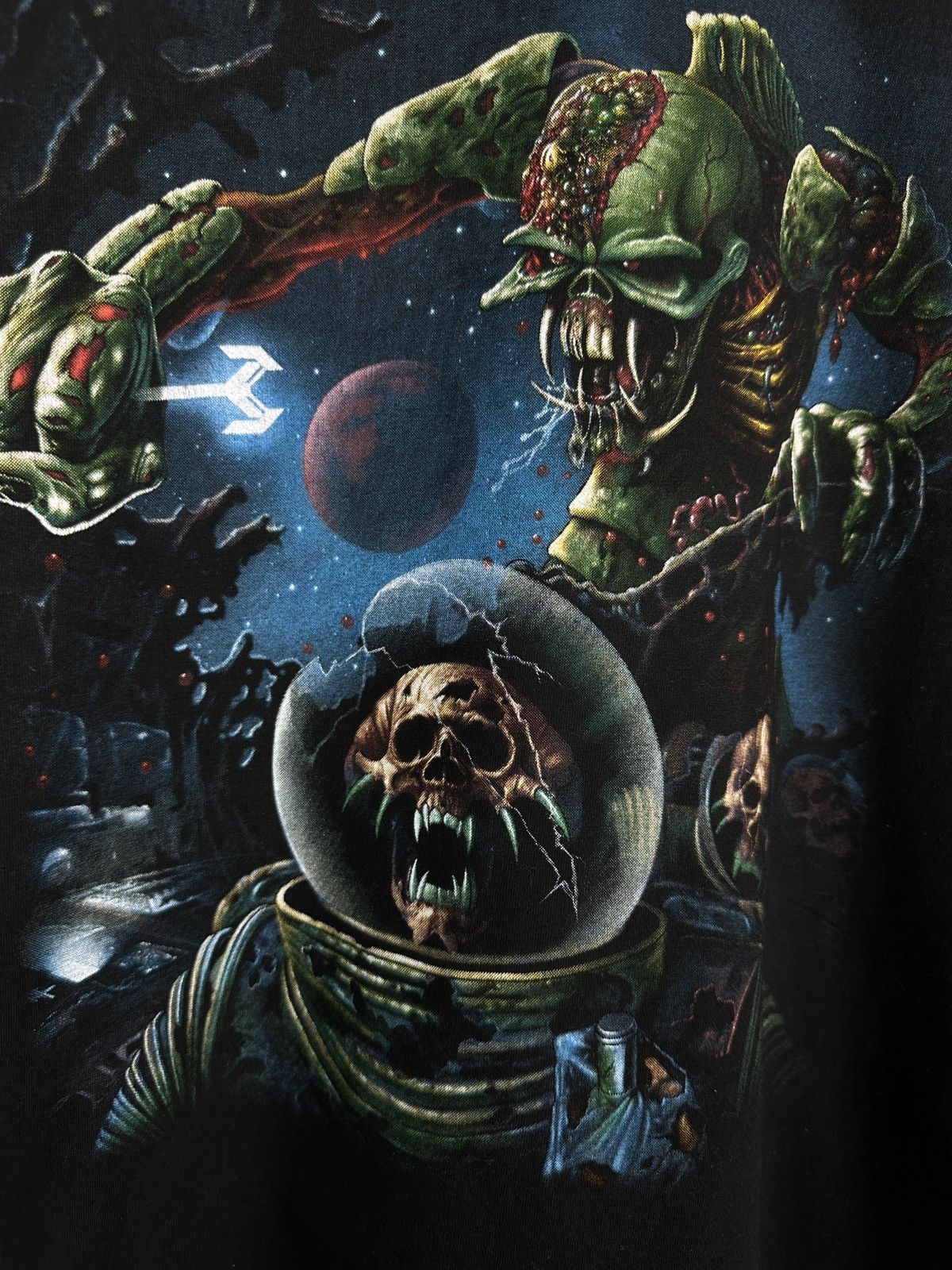 Band Tees Vintage Iron Maiden Final Frontier Graphic T Shirt Tee Rock Size US L / EU 52-54 / 3 - 9 Thumbnail