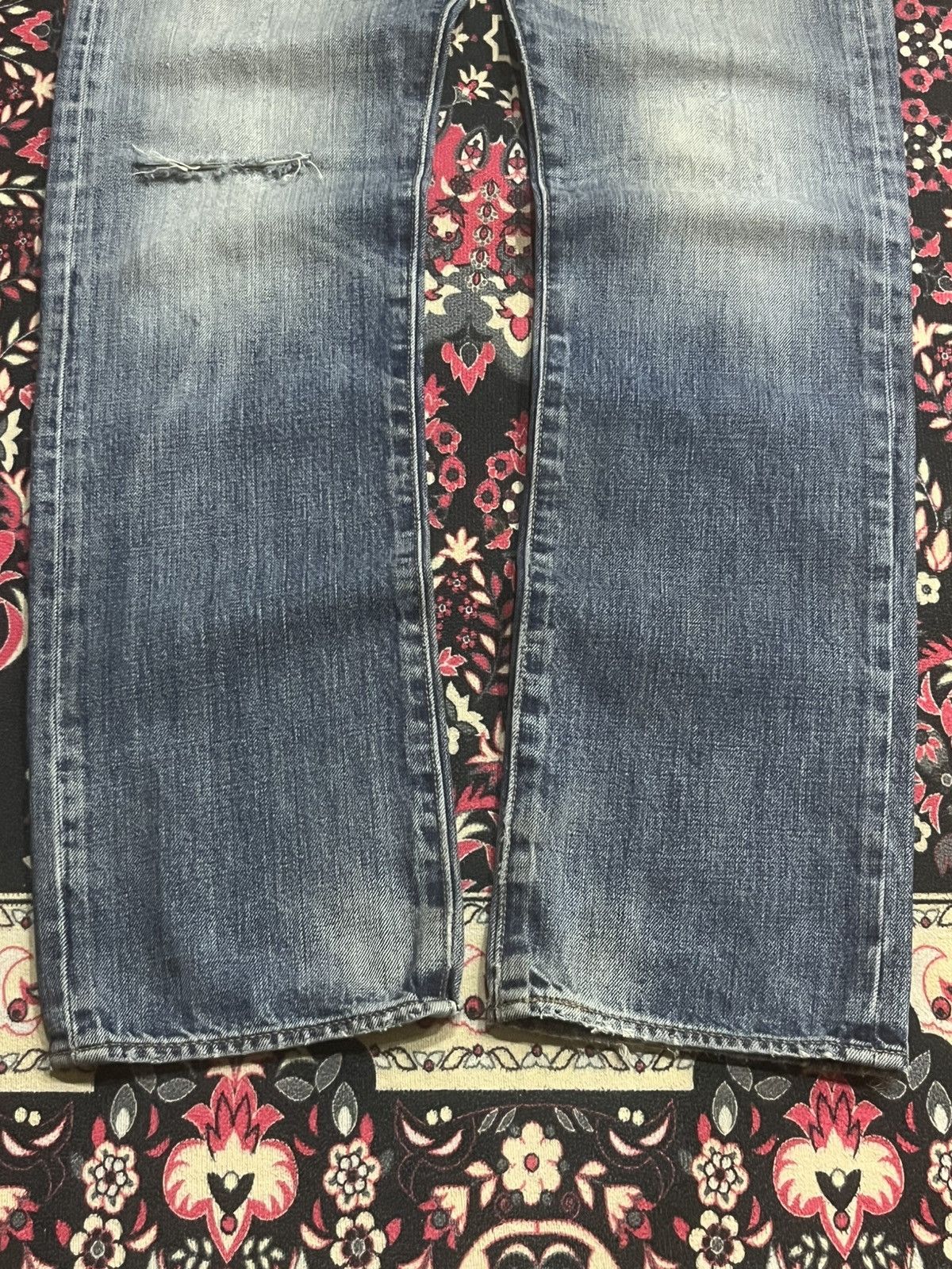 Levi's Vintage Levi’s 501 Blue Faded Washed Distress Straight Jeans Size US 31 - 12 Thumbnail