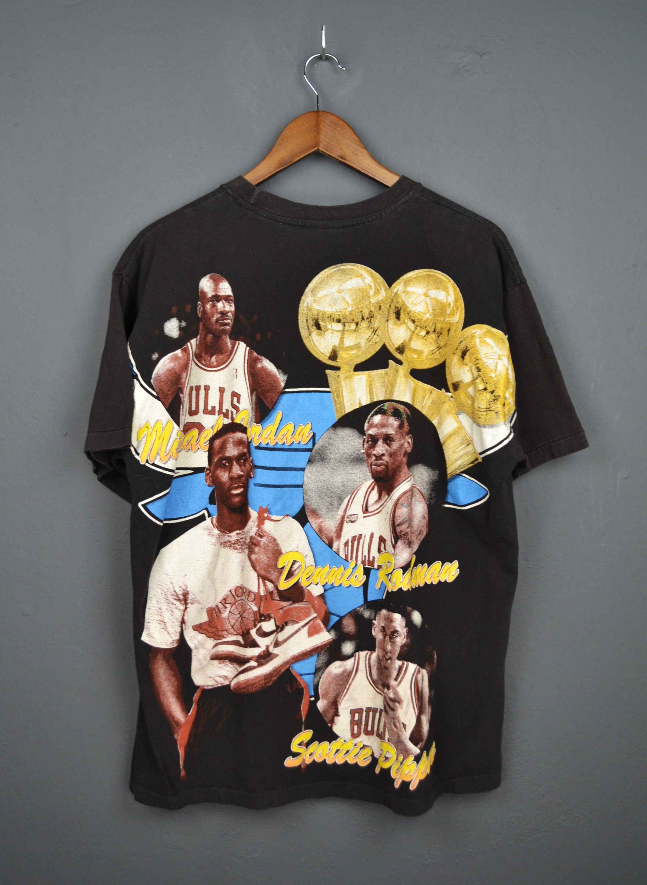 Other Chicago Bulls Michael Jordan Three Peats Bootleg T-shirt XL Size US XL / EU 56 / 4 - 2 Thumbnail