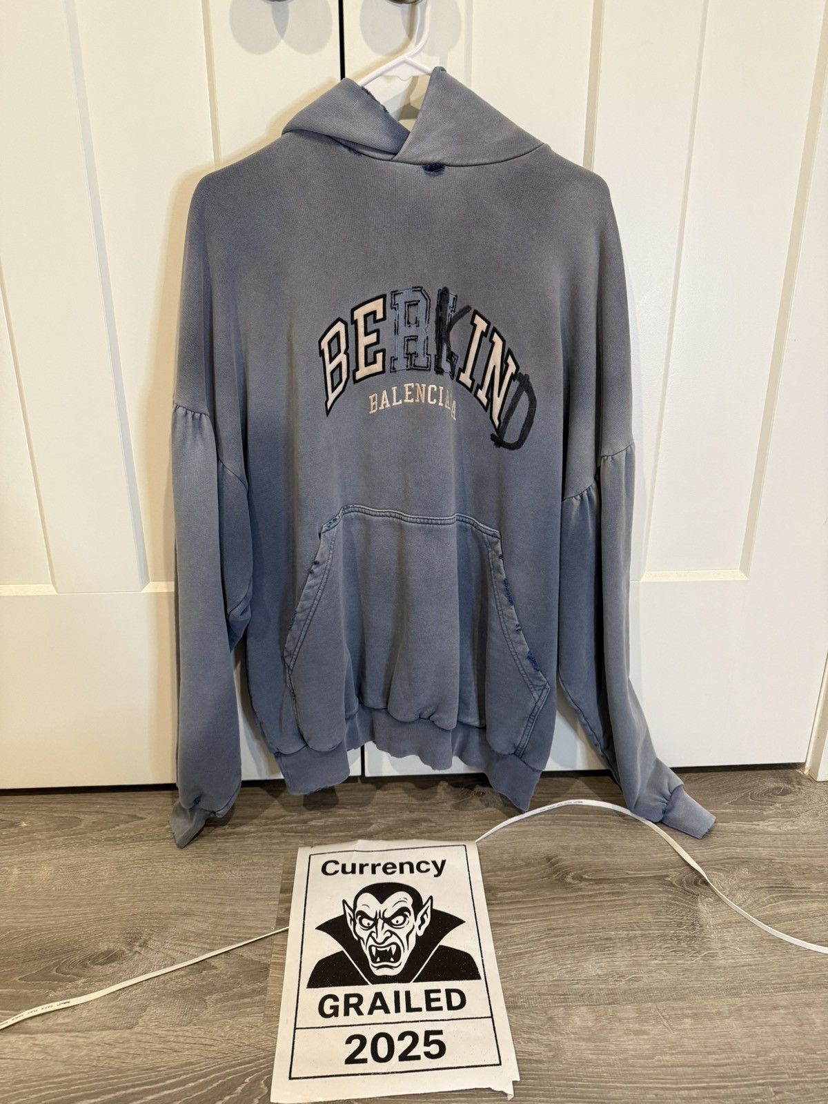 Balenciaga Balenciaga 23FW “Be Kind” Hoodie S Size US S / EU 44-46 / 1 - 6 Thumbnail
