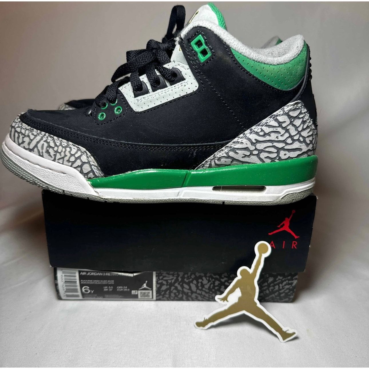 Jordan Brand × Nike Size 6 - Nike Air Jordan 3 Retro GS Pine Green Men's Shoes Size US 6 / EU 39 - 8 Thumbnail