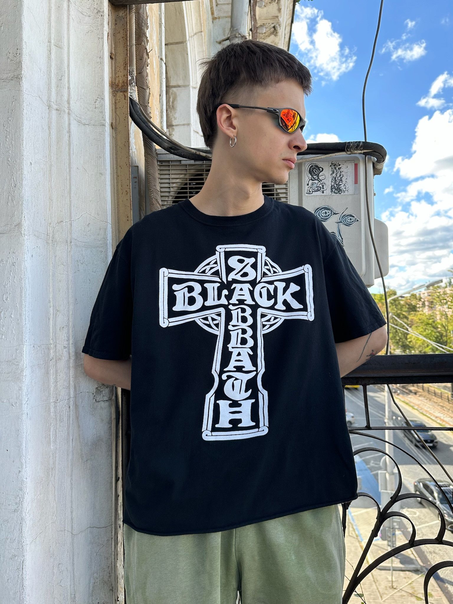 Ozzy Osbourne Vintage Y2K Black Sabath Sun Faded Tee boxy fit Size US M / EU 48-50 / 2 - 4 Thumbnail