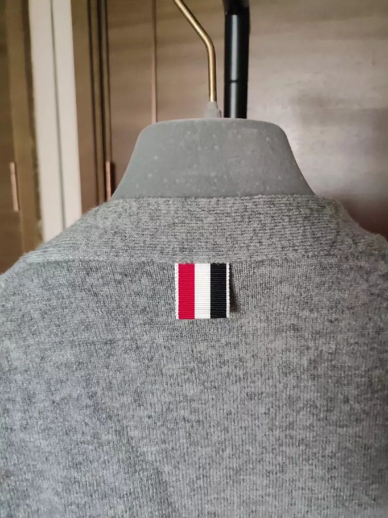 Thom Browne Thom Browne Cashmere four-button sweater Size US L / EU 52-54 / 3 - 5 Thumbnail