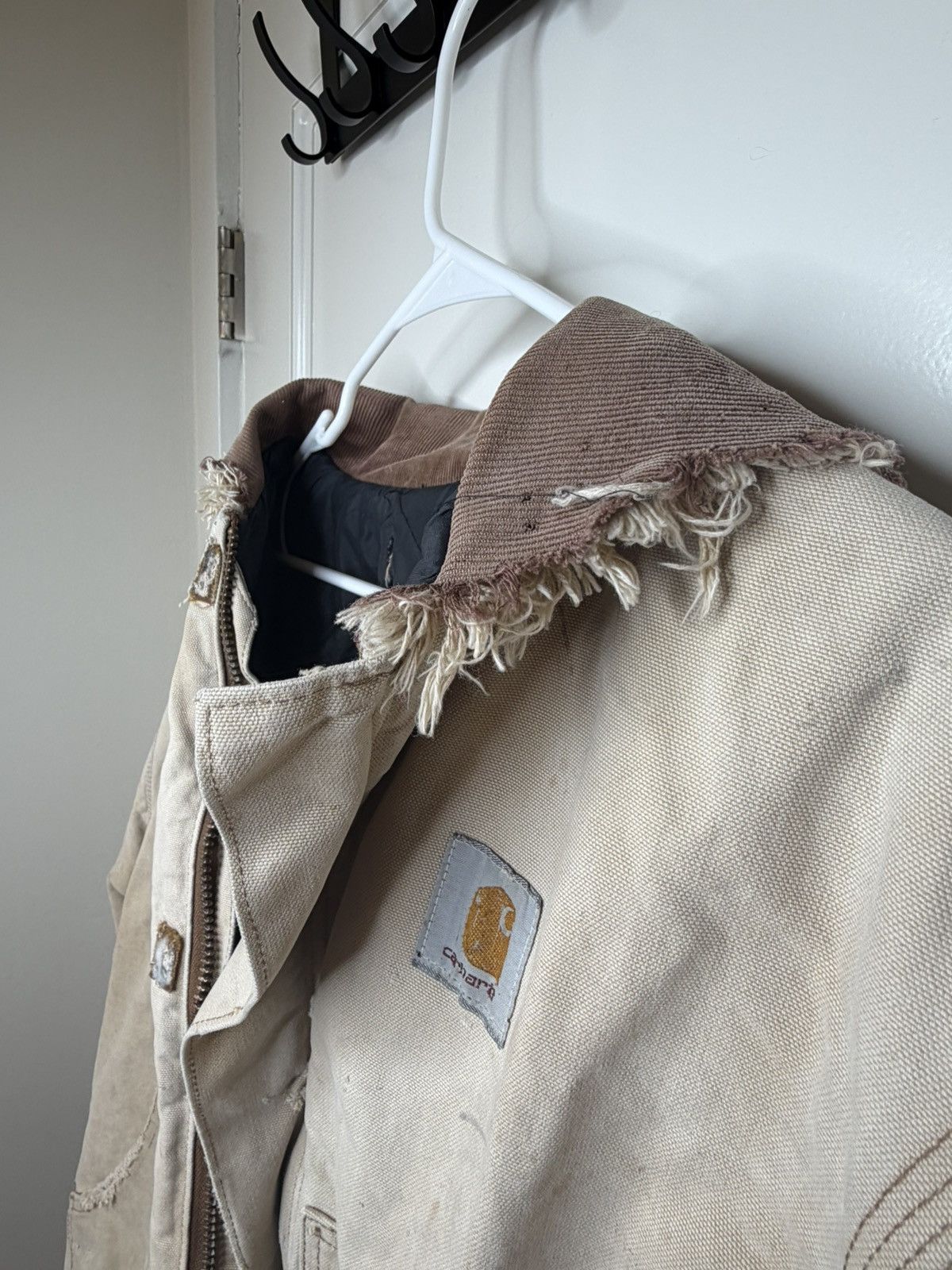 Carhartt Vintage Carhartt Men's Jacket Cream Duck Arctic Size Large Size US L / EU 52-54 / 3 - 10 Thumbnail