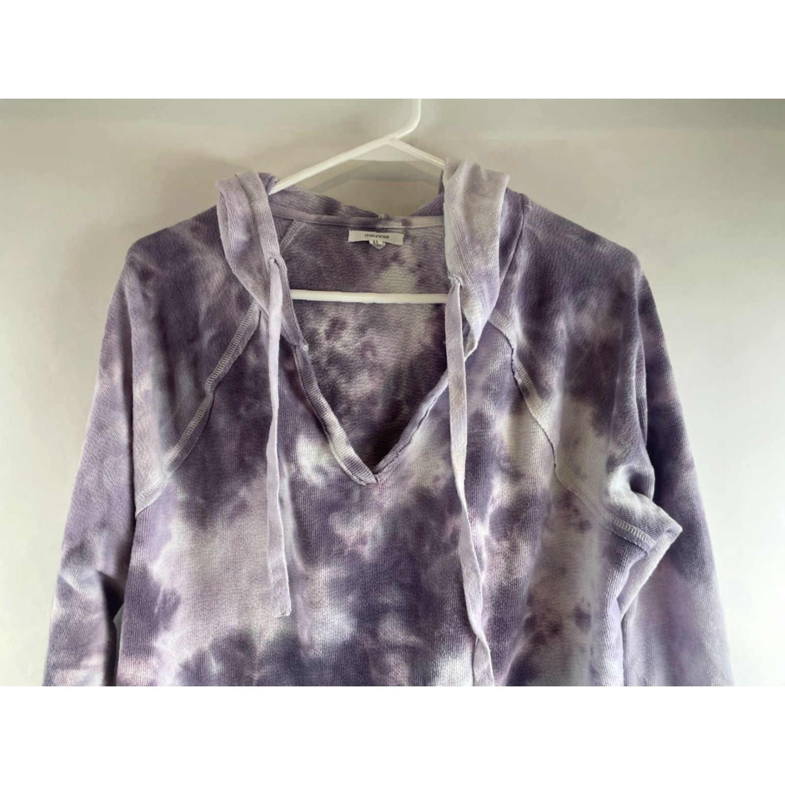 Vintage Maurices Hoodie Sweater Women’s Size M Purple White Tie Dye Pullover V-Neck Long Sleeve Knit Regular Size M / US 6-8 / IT 42-44 - 3 Thumbnail
