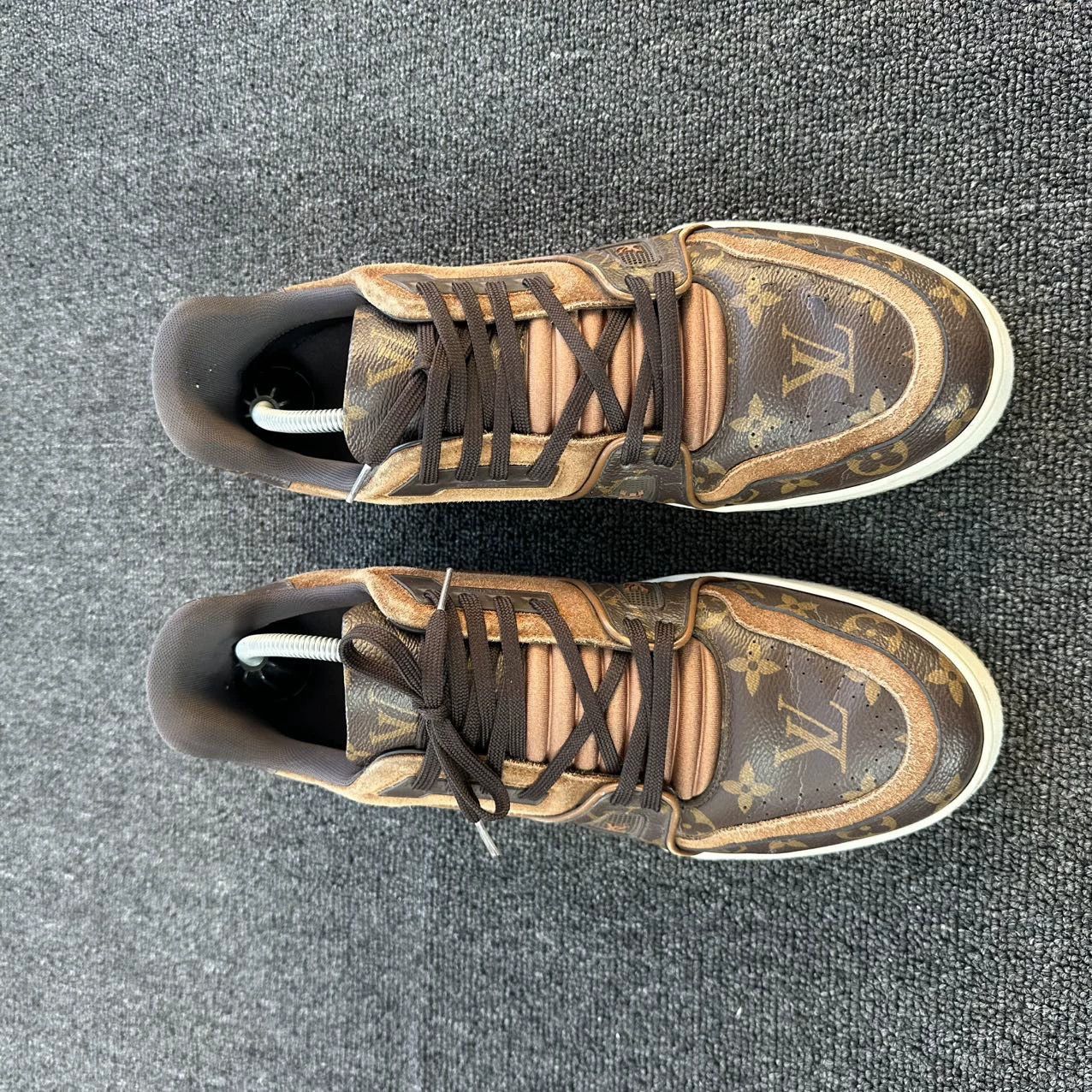 Louis Vuitton Louis Vuitton 95 New 43 EU Size US 10 / EU 43 - 2 Thumbnail