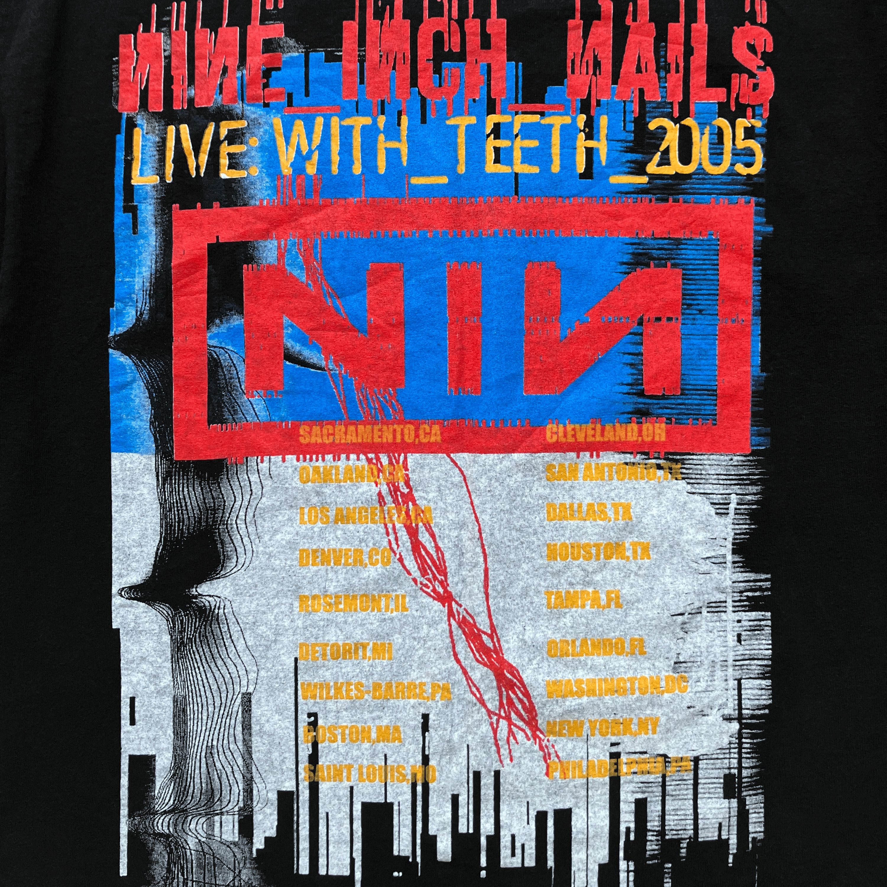 Band Tees Vintage 2005 Nine Inch Nails With Teeth Live T-Shirt Size US M / EU 48-50 / 2 - 5 Thumbnail