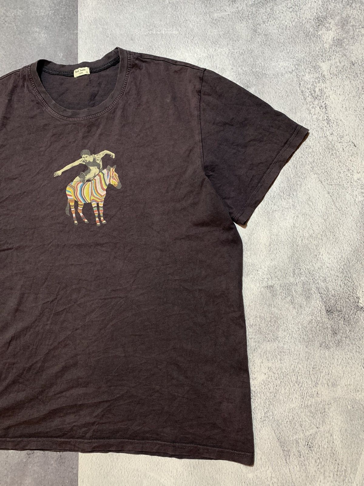 Paul Smith × Vintage Vintage Y2K Paul Smith faded tee big logo streetwear size L Size US L / EU 52-54 / 3 - 3 Thumbnail