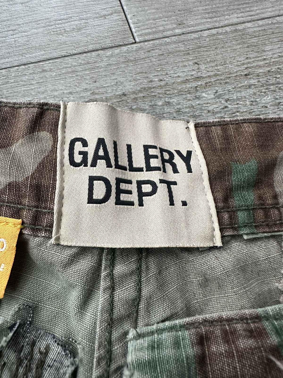 Gallery Dept. Gallery Dept Cargo Shorts Camo Size US 30 / EU 46 - 5 Thumbnail