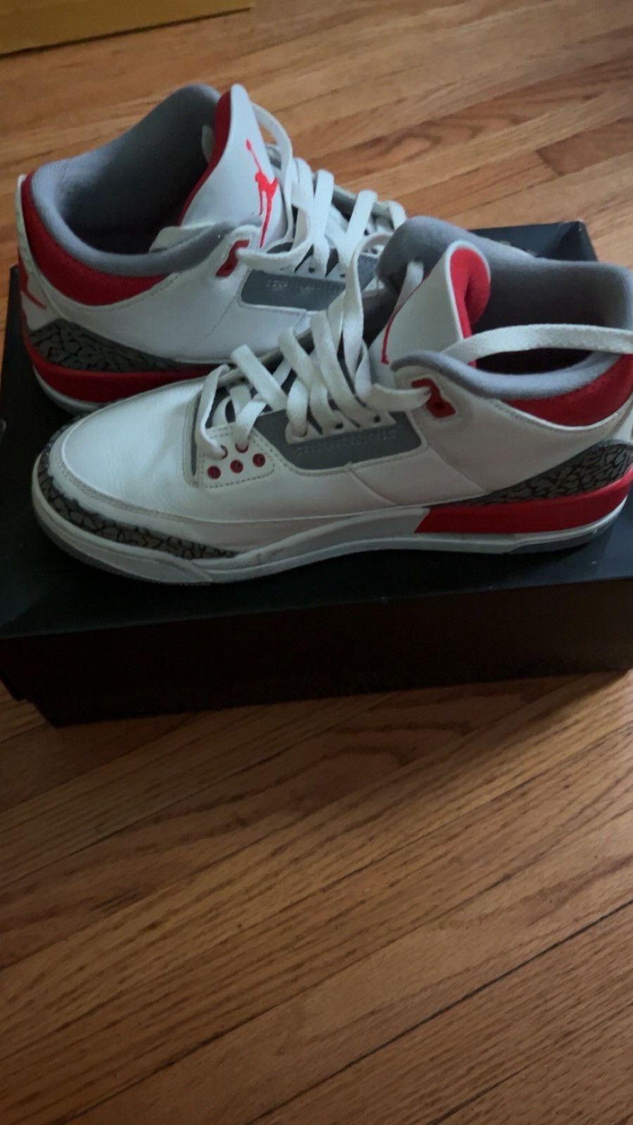 Jordan Brand Fire Red Jordan 3s Size US 8.5 / EU 41-42 - 7 Thumbnail