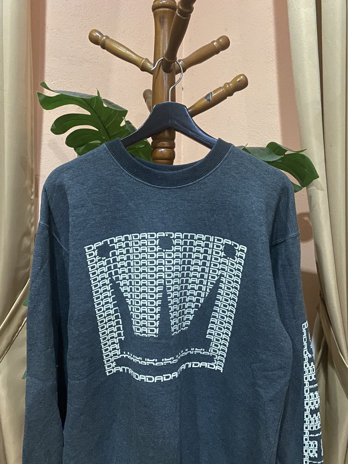 Vintage Dada Supreme Sweatshirt XL - 90s Hip-Hop Crewneck