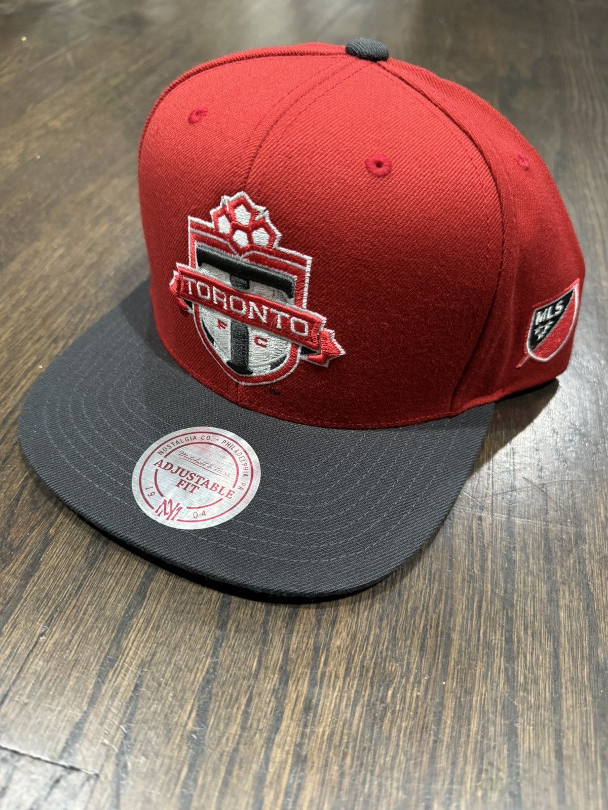 Mitchell & Ness Toronto FC SnapBack Size ONE SIZE - 1 Thumbnail