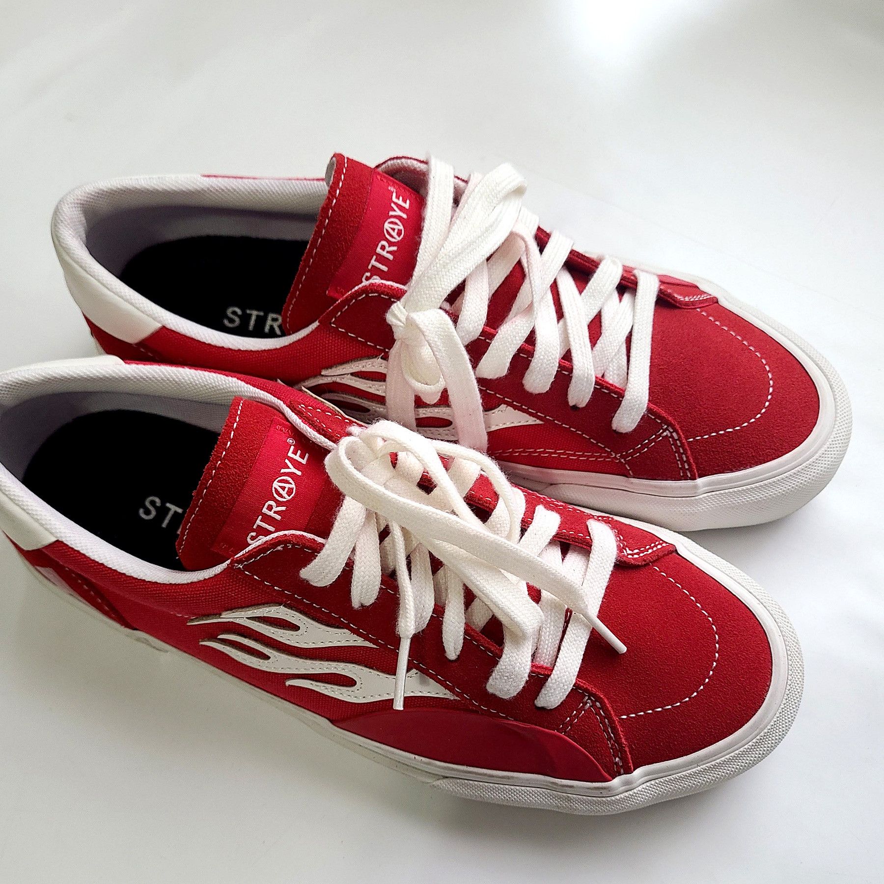 STRAYE Straye Logan Flame Red Suede Skate Shoes Casual Size US 10 / EU 43 - 3 Thumbnail