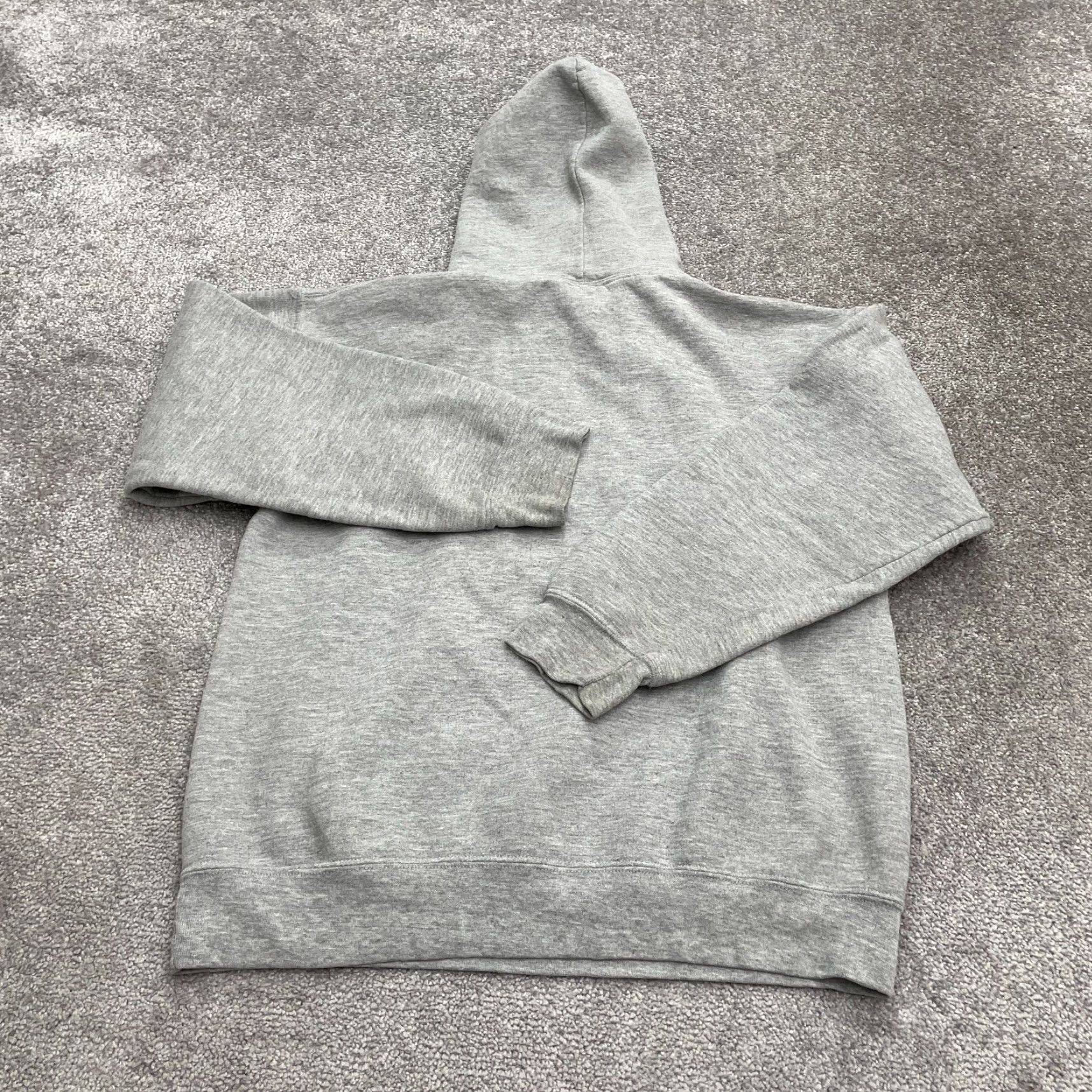 Gildan Gildan Ultra Blend Hoodie Sweatshirt Unisex Medium Gray Football Sports Hooded Pullover Regular Fit Mountain Classic Logo Heading Size US M / EU 48-50 / 2 - 2 Thumbnail