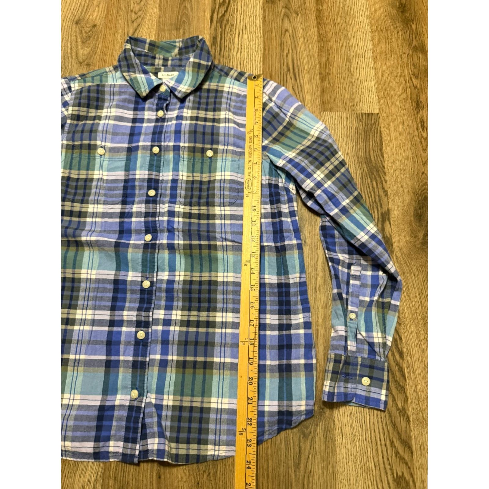 Vintage L.L. Bean Shirt Men's Small Blue White Plaid Long Sleeve Button Up Shirt Size US S / EU 44-46 / 1 - 7 Thumbnail