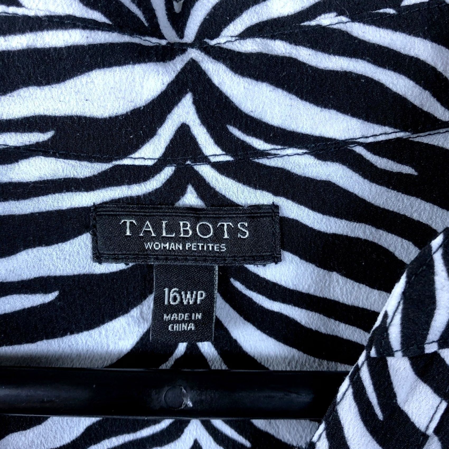 Talbots Talbots Womens Shirt Black White Zebra Button Down Long Sleeve Collared 16WP Size XXL / US 16-18 / IT 52-54 - 6 Thumbnail