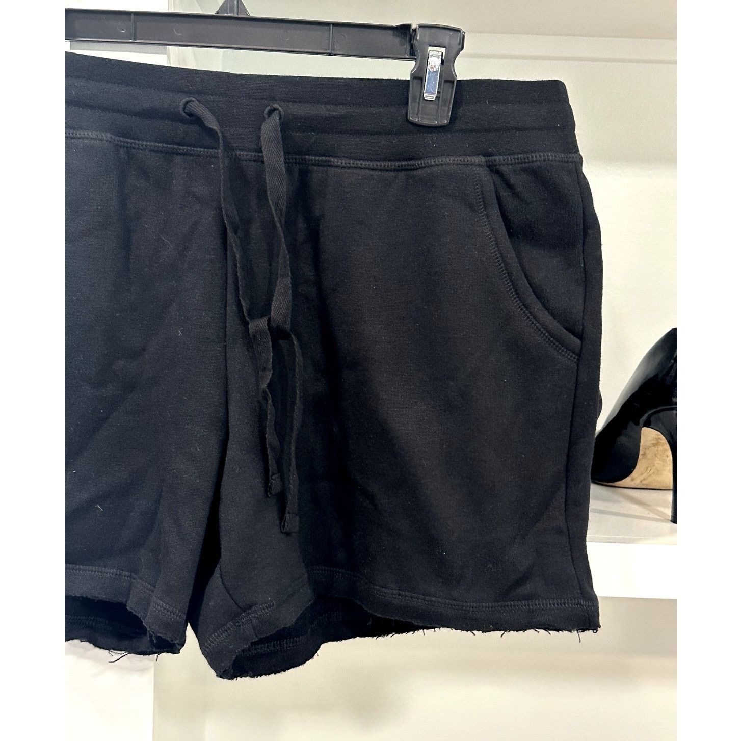 BP. BP. Women's Black Sweat Cut Off Raw Hem Shorts Drawstring L Size 36" / US 14 / IT 50 - 3 Thumbnail