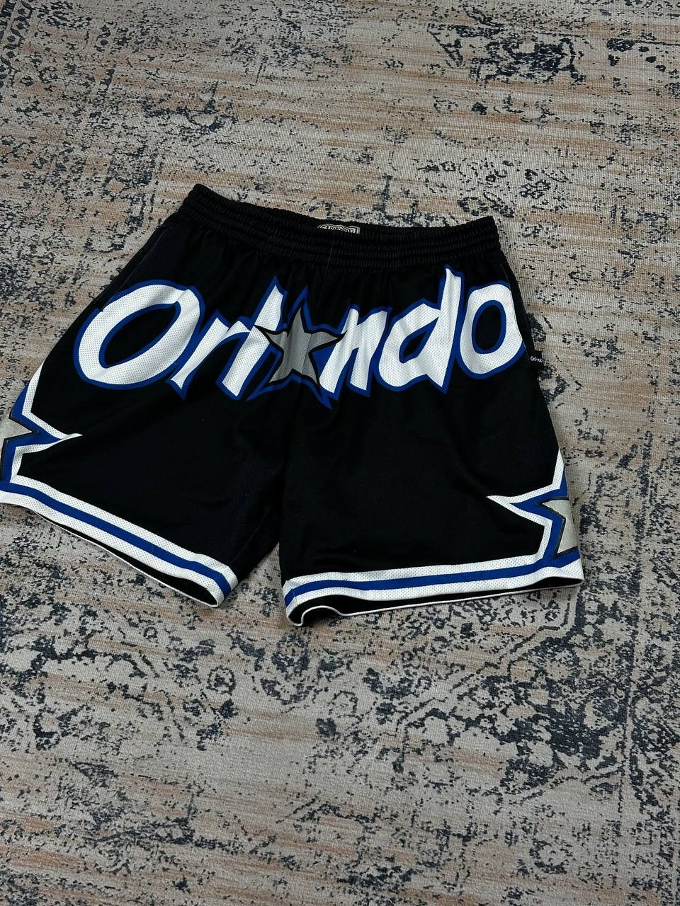 Mitchell & Ness Mitchell Ness Hardwood Classic Orlando Magic Shorts Size US 36 / EU 52 - 2 Thumbnail