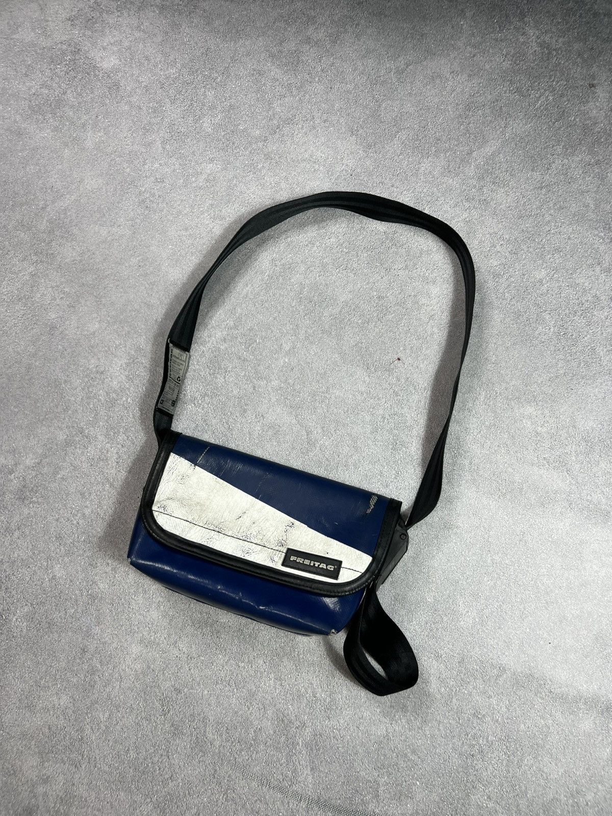Freitag 💙🤍Freitag Recycled Blue Crossbody Bag Minimal Urban Style Size ONE SIZE - 3 Thumbnail