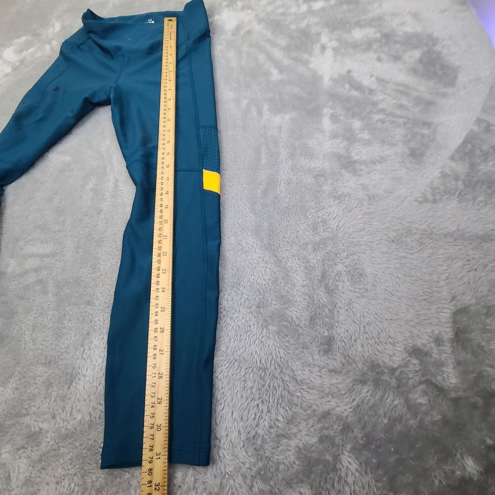 Under Armour Under Armour Compression Leggings Womens Sz M HeatGear Pants Size 27" / US 4 / IT 40 - 6 Thumbnail