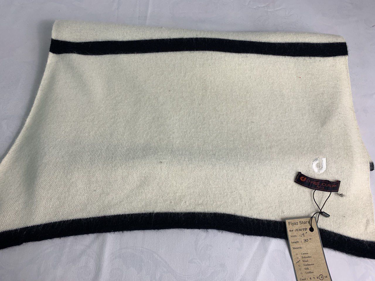 Charles Jourdan Charles Jourdan Scarf / Muffler / Neckwear Size ONE SIZE - 4 Thumbnail