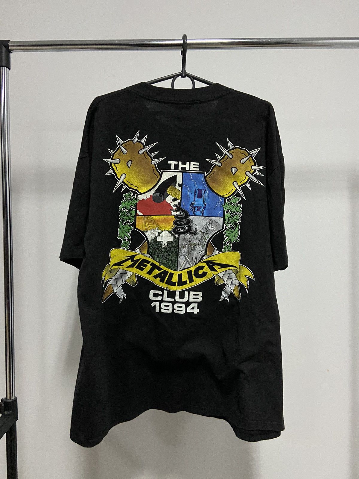 Metallica × Vintage Metallica the club 1994 Vintage T shirt Big Logo Rock Size US XL / EU 56 / 4 - 1 Thumbnail