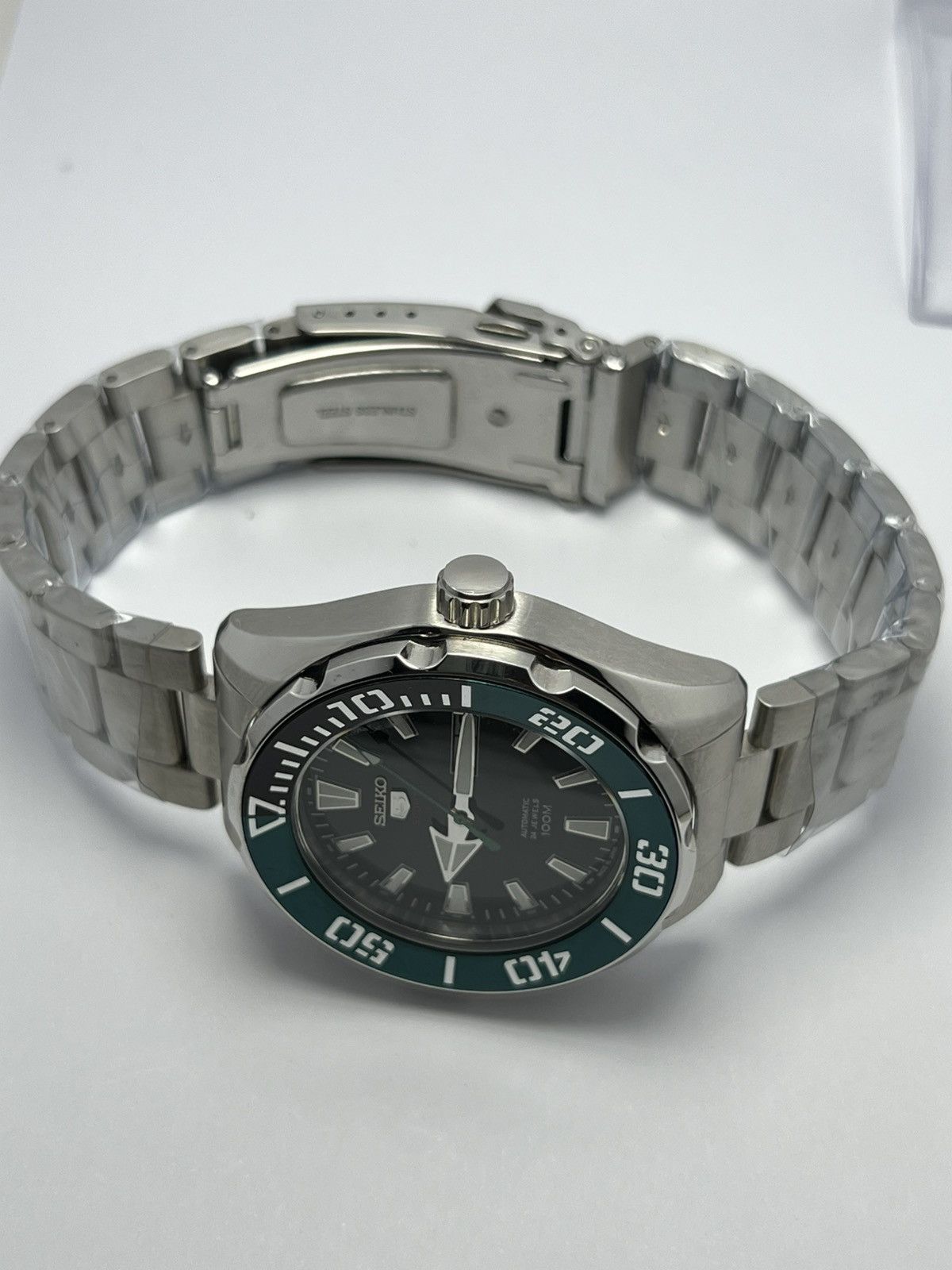 Seiko Seiko Sports Automatic Directional Bazel Day/Date Japan Size 44 - 13 Thumbnail
