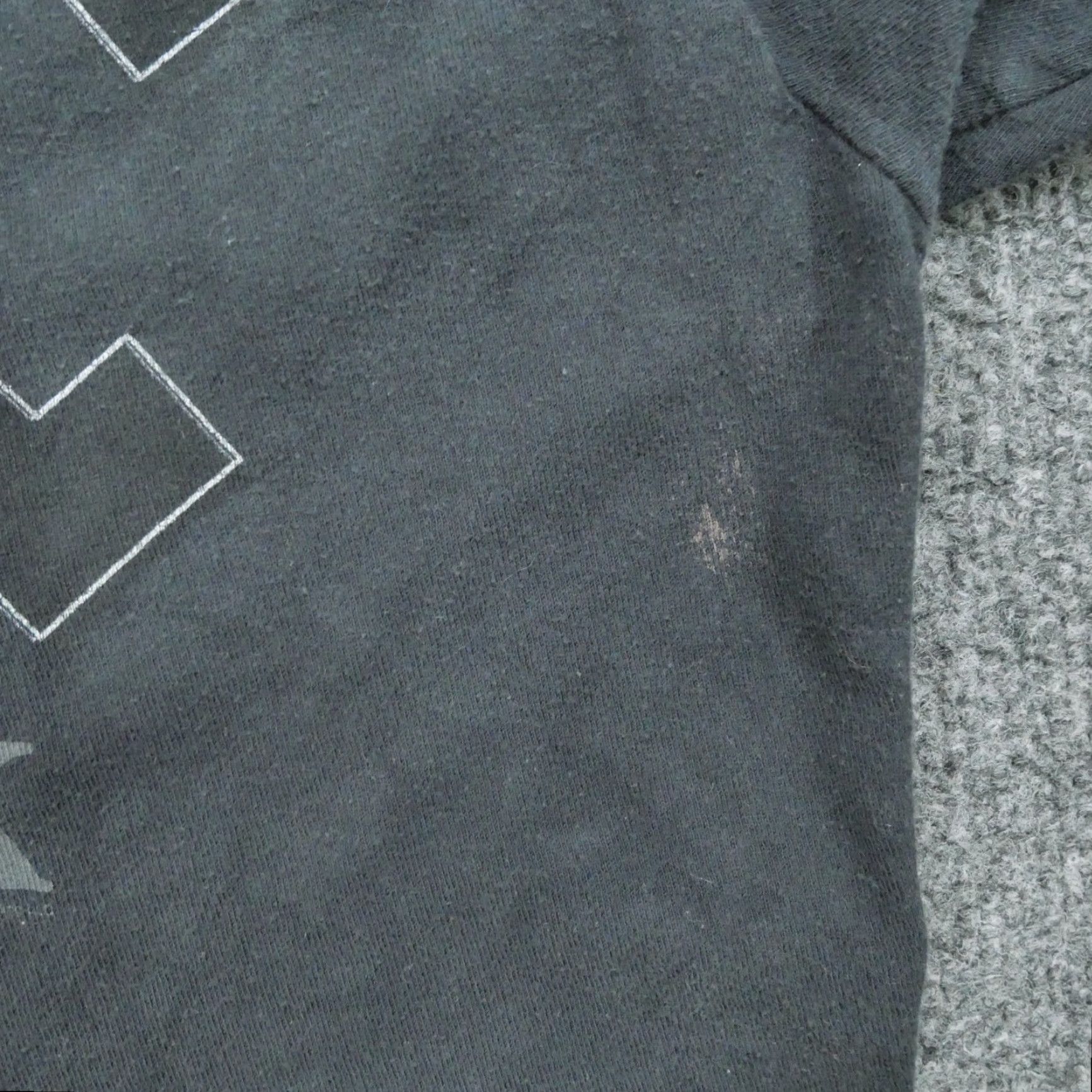 Liquid Blue Liquid Blue AC DC T Shirt Mens M Grey Back In Black Fade Tie Dye Liquid Blue Logo Short Sleeve Crew Neck 80s 90s Mens (adjusted for brand/decade) Size US M / EU 48-50 / 2 - 4 Thumbnail