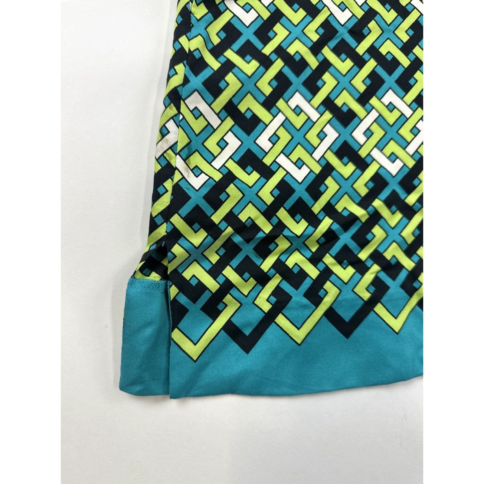 Donna Morgan Donna Morgan Dress Women’s 10P Green Geometric Shift Knee Length Silk Bohemian Preppy 3/4 Sleeve V-Neck Petite Women’s Size L / US 10 / IT 46 - 3 Thumbnail