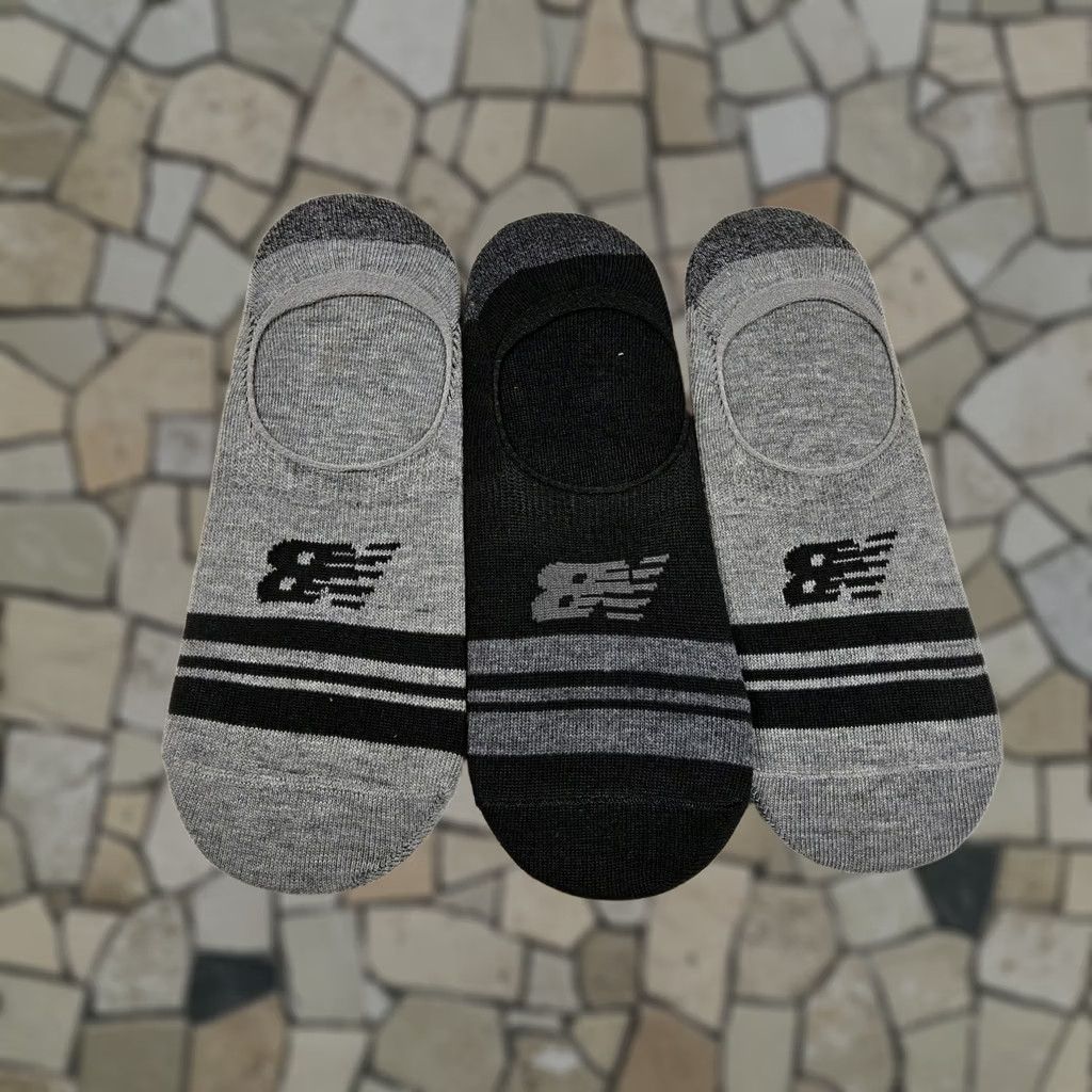 New Balance New Balance Athletic Socks One Size Men Show Lot Pairs Size ONE SIZE - 1 Thumbnail