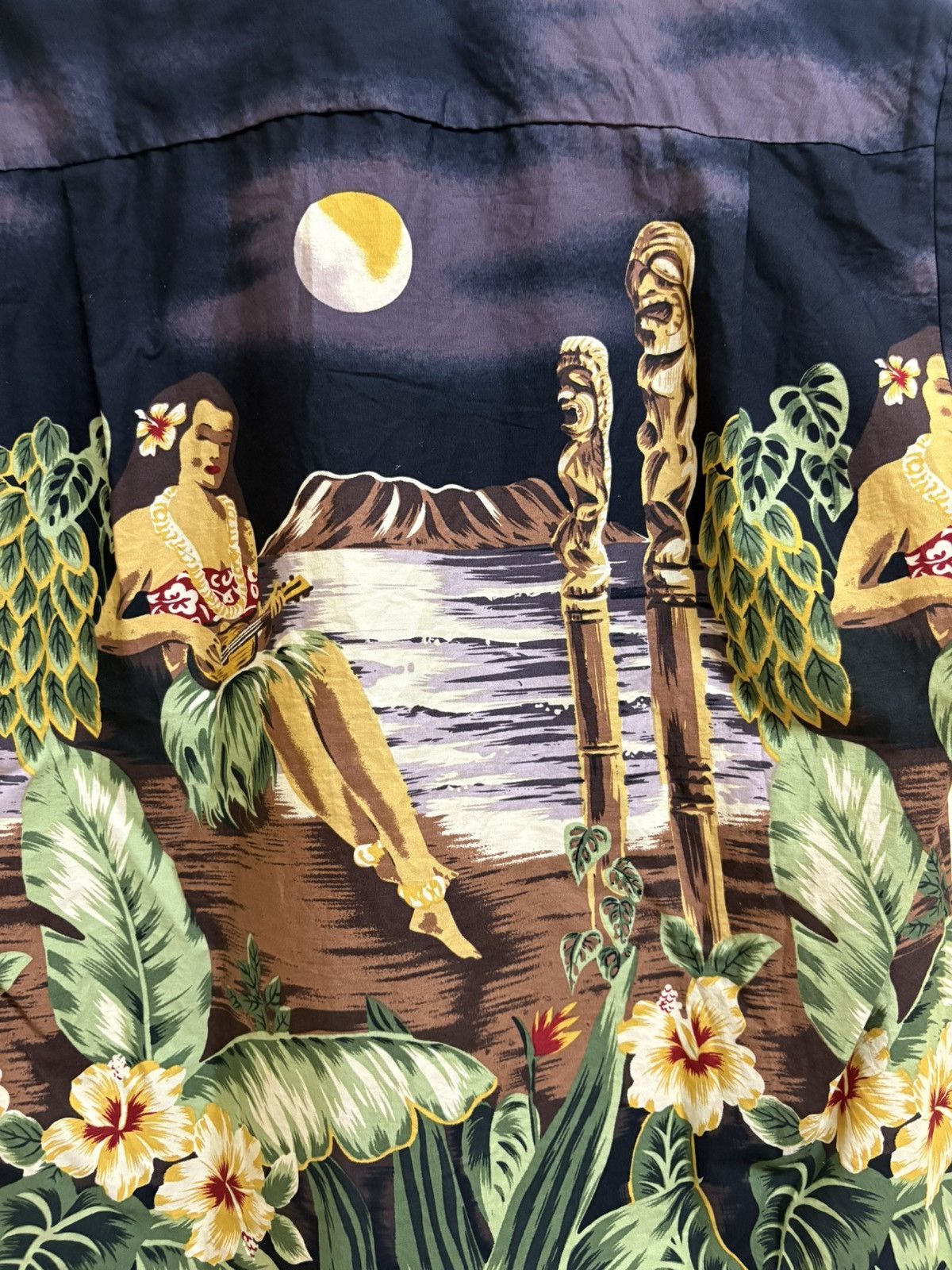 Japanese Brand Vintage Winnie Fashion Aloha Hawaii Girl Motif Shirt Surf Size US M / EU 48-50 / 2 - 6 Thumbnail