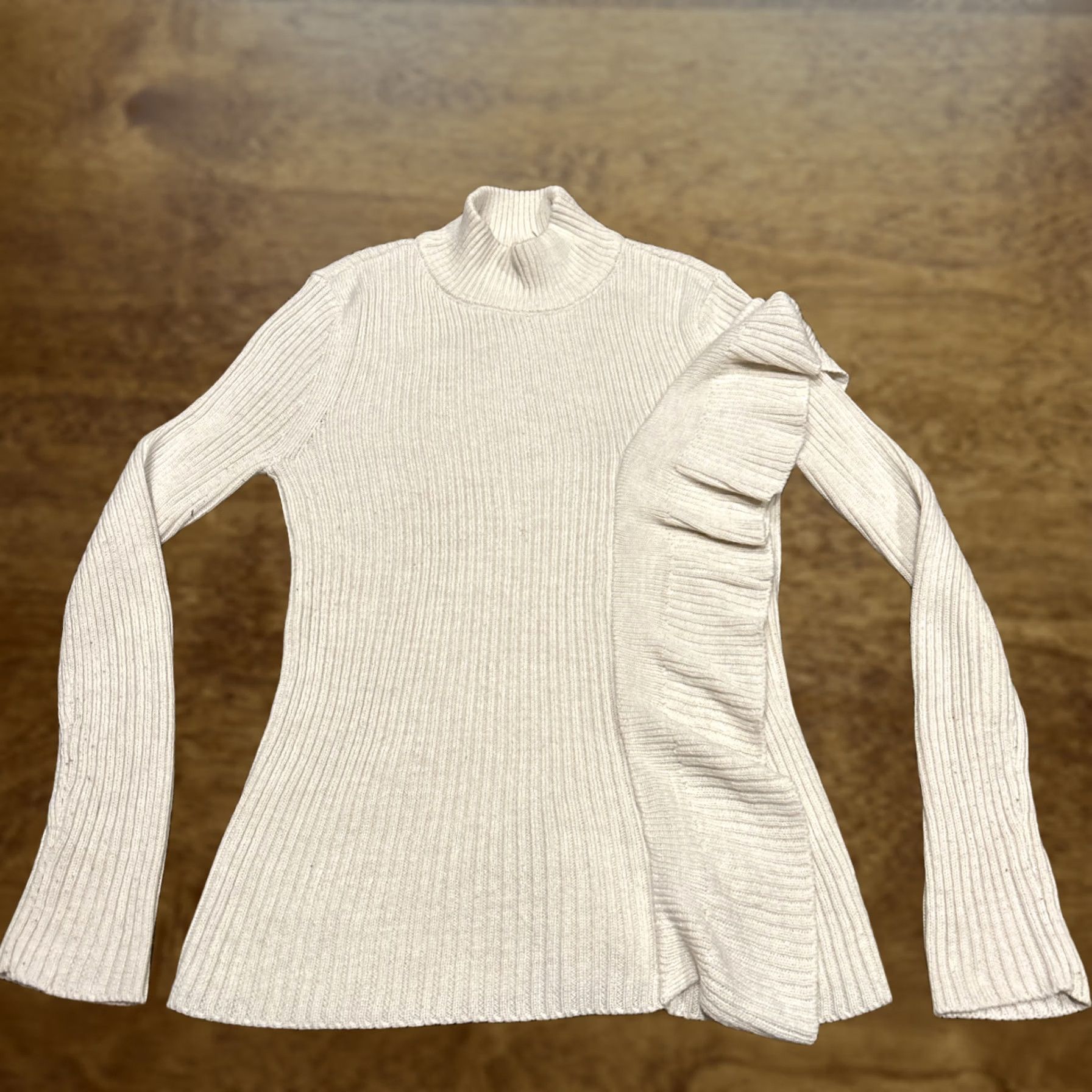 Vintage Ivanka Trump Womens Sweater Sz M Long Sleeve Crew Neck White Solid Pullover All Seasons Casual 26" 15" Chest B15 Womens Size M / US 6-8 / IT 42-44 - 1 Thumbnail