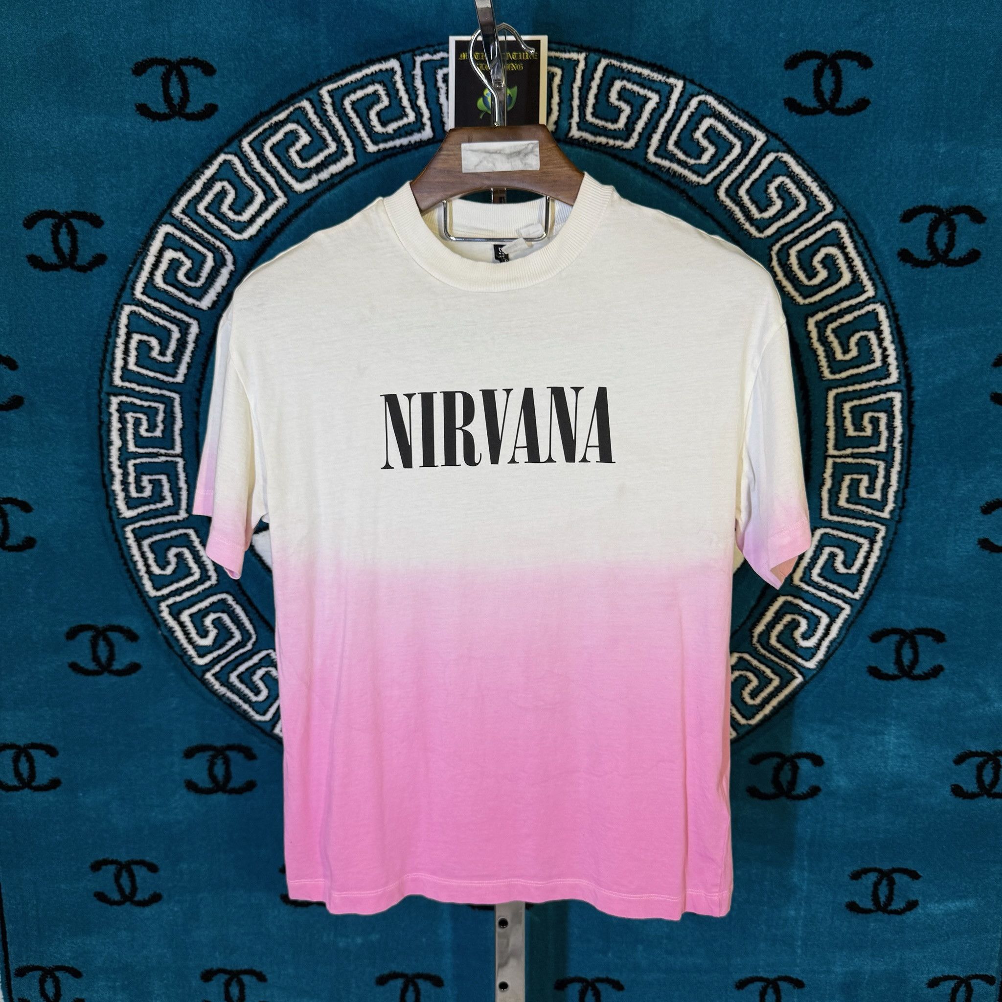 H&M XX NIRVANA GRADIENT SMILEY S/S T SHIRT Size US S / EU 44-46 / 1 - 2 Thumbnail