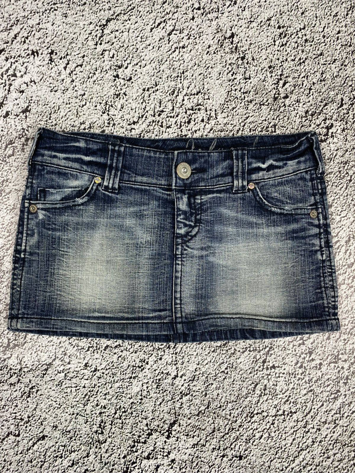Japanese Brand Vintage Y2K shiny faded mini skirts 00s juicy style Size 30" / US 8 / IT 44 - 1 Thumbnail