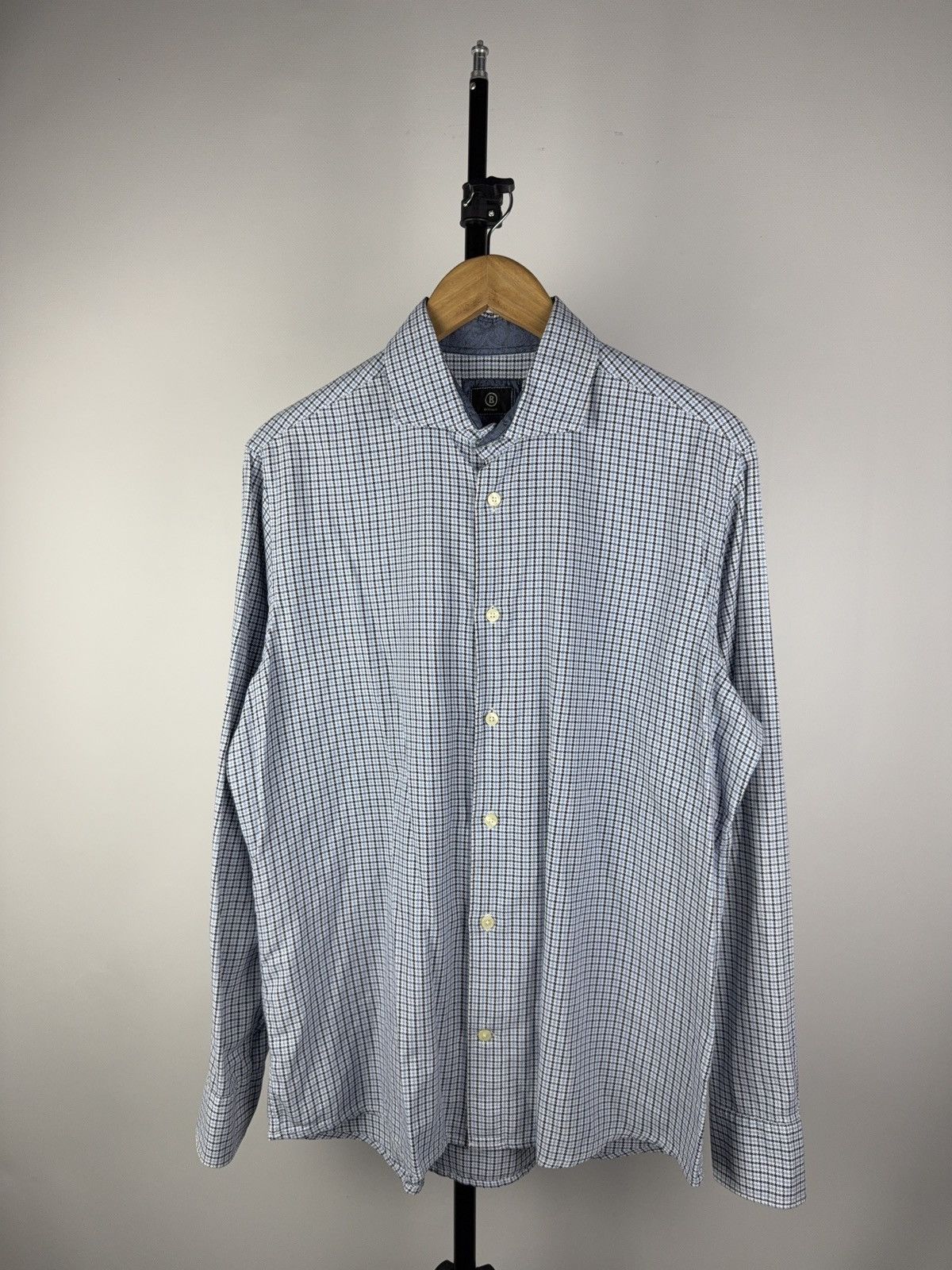 Bogner × Designer Bogner Checked Button-Up Shirt Blue Size L (42 EU) Size US L / EU 52-54 / 3 - 1 Thumbnail