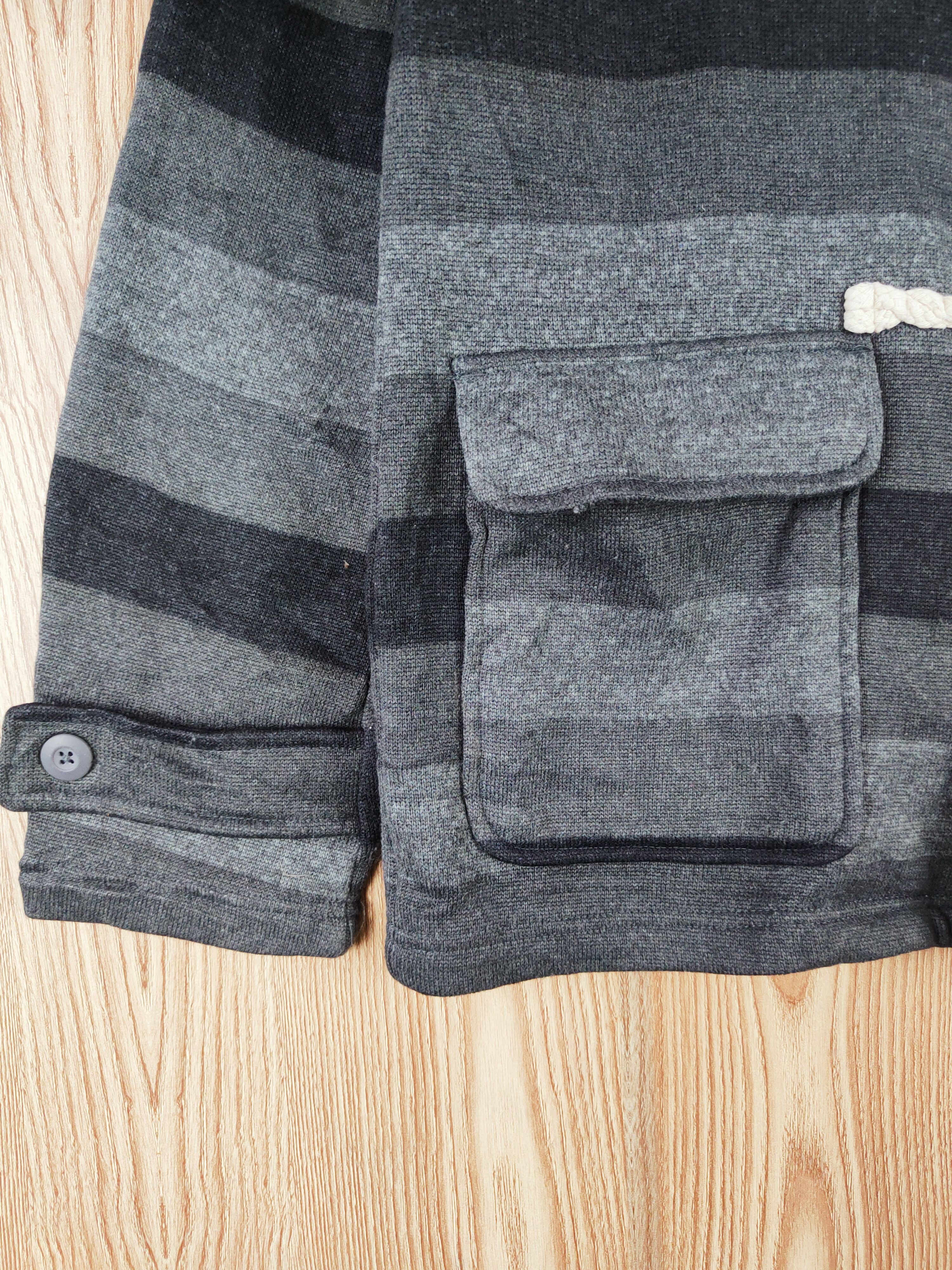 Japanese Brand × Vintage Vintage Japanese Brand Gray Black Hoodie Duffle Coats Size US L / EU 52-54 / 3 - 4 Thumbnail