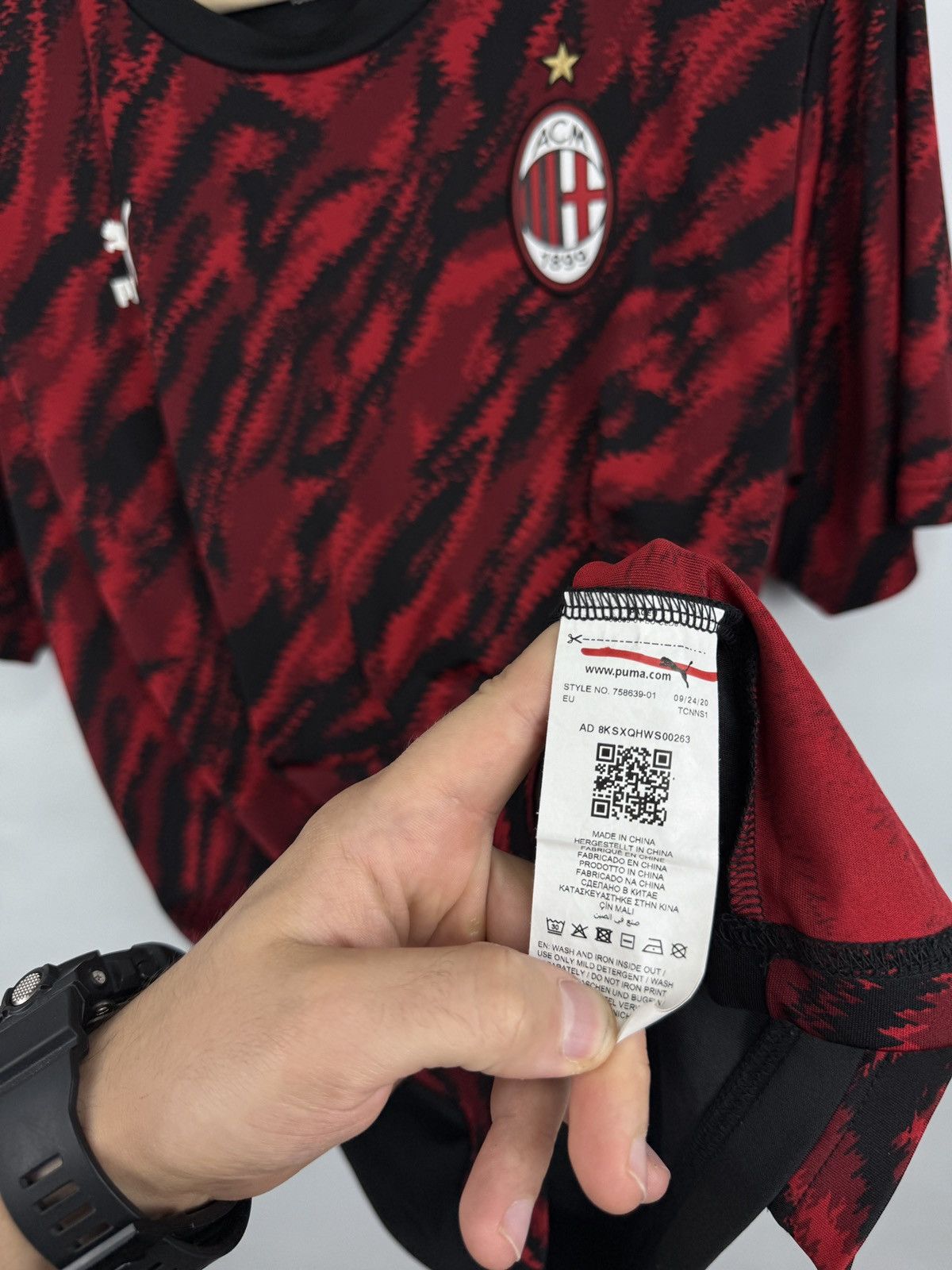 Puma 🇮🇹 Vintage Y2K Puma AC Milan Soccer Jersey Blokecore Rare Size US L / EU 52-54 / 3 - 8 Thumbnail