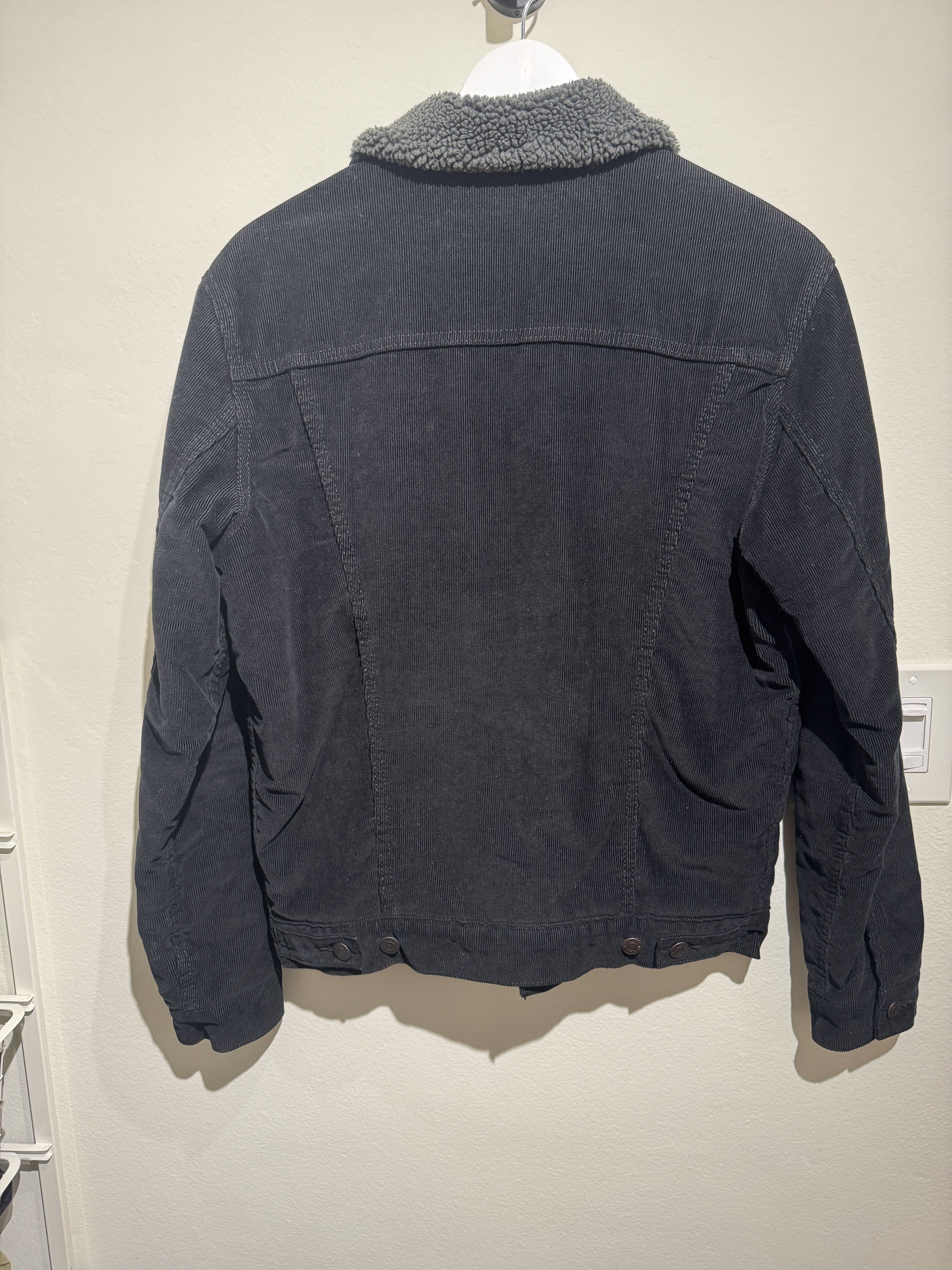 Levi's Levi’s Sherpa Trucker Jacket – Black Corduroy Size US M / EU 48-50 / 2 - 7 Thumbnail